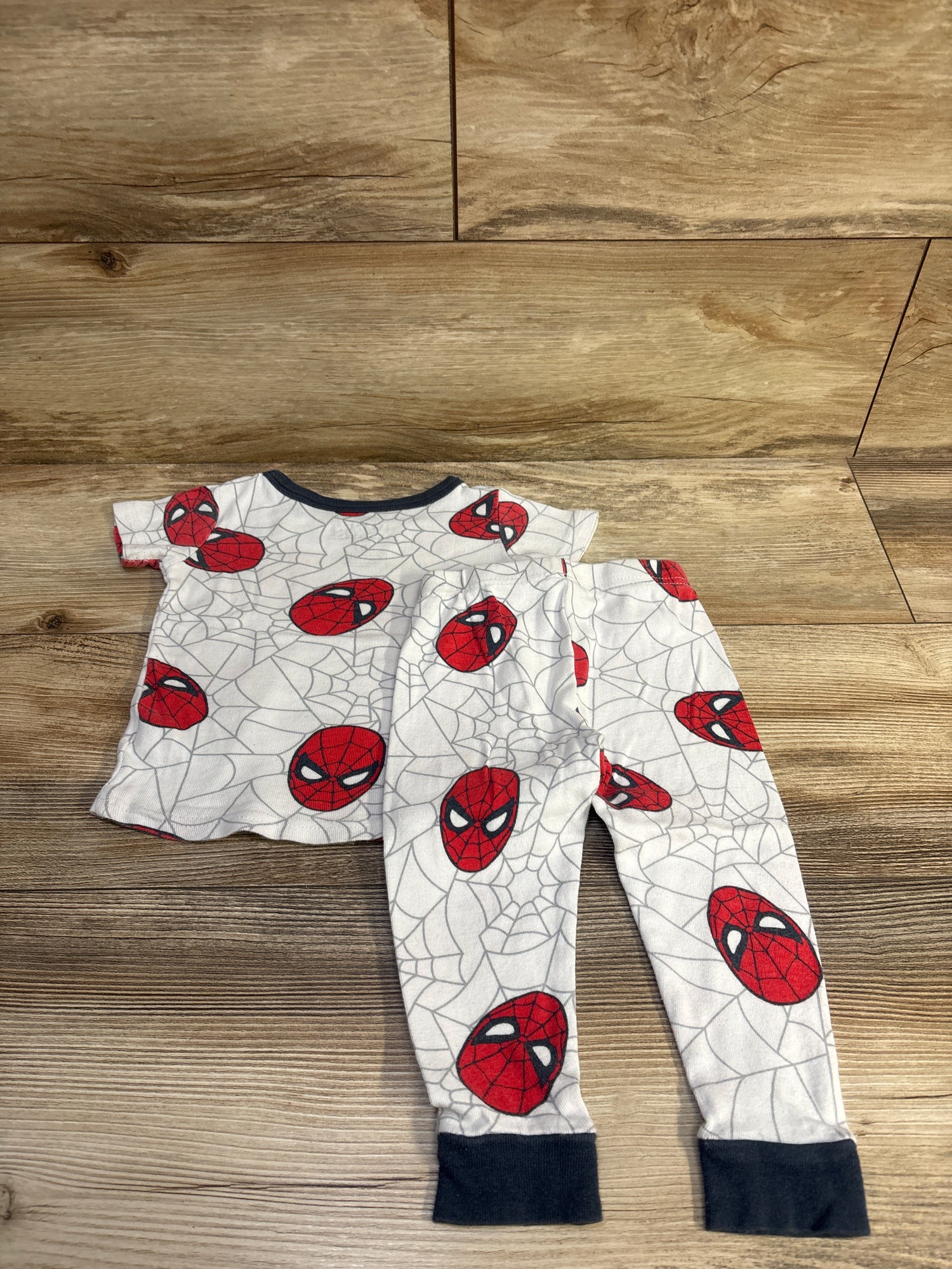Marvel 2pc Spider Man Pajama Set White sz 2T
