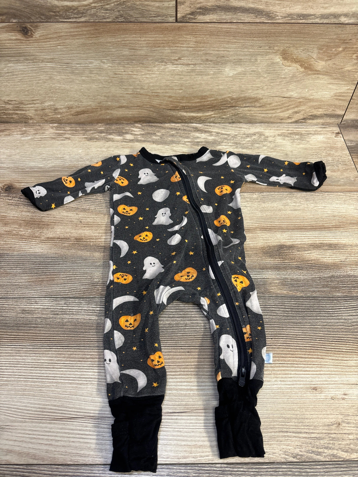 Dreamland Baby Halloween Convertible Footie Black sz 0-3m - Me n Mommy To Be