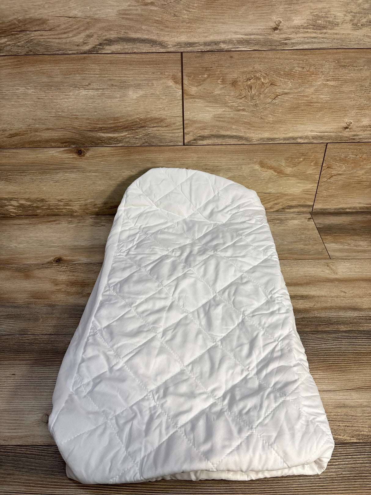 Fitted Waterproof Quilted Crib Sheet, White