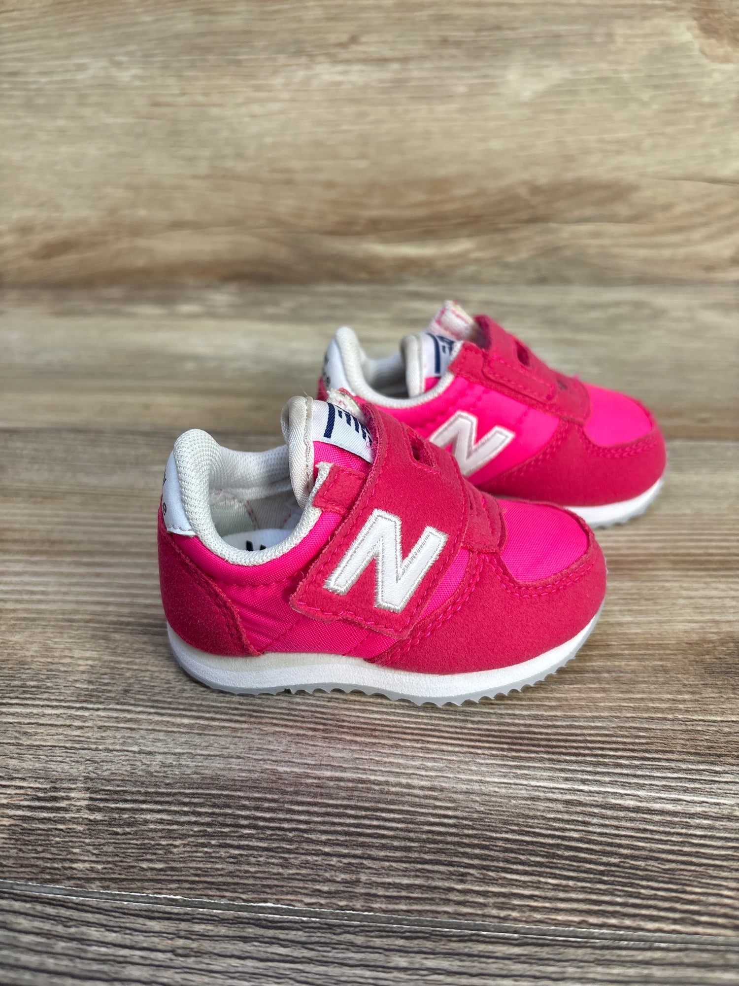 NWOT New Balance Hook & Loop Pink Sneakers sz 2c