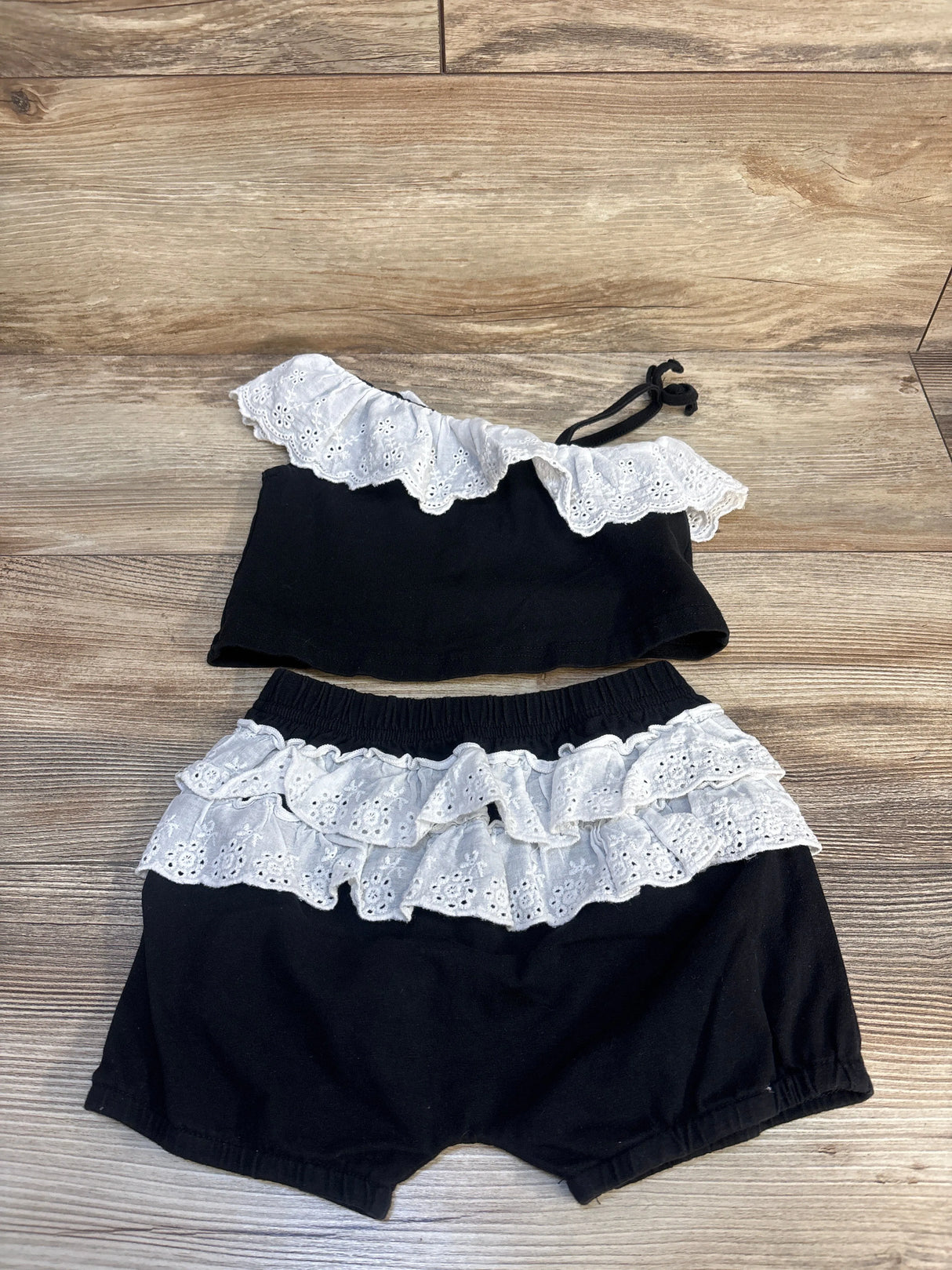 Pat Pat Eyelet Off The Shoulder Top & Shorts 2pc Set Black sz 18-24m