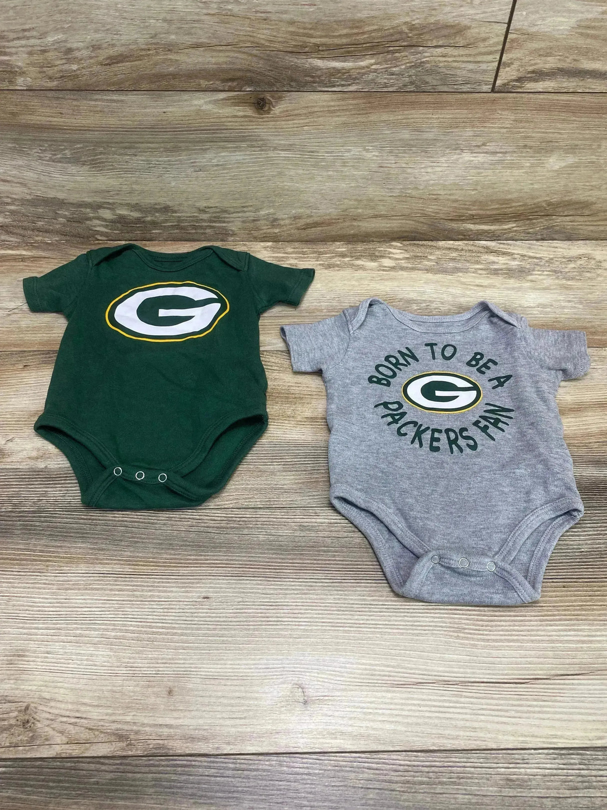 NFL Team 2pk Green Bay Packers Bodysuits Green/Grey sz 3-6m