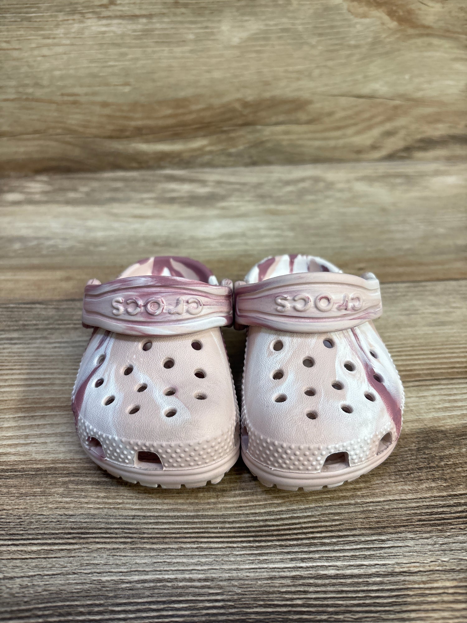 Crocs Classic Marbled Clogs Pink sz 4c