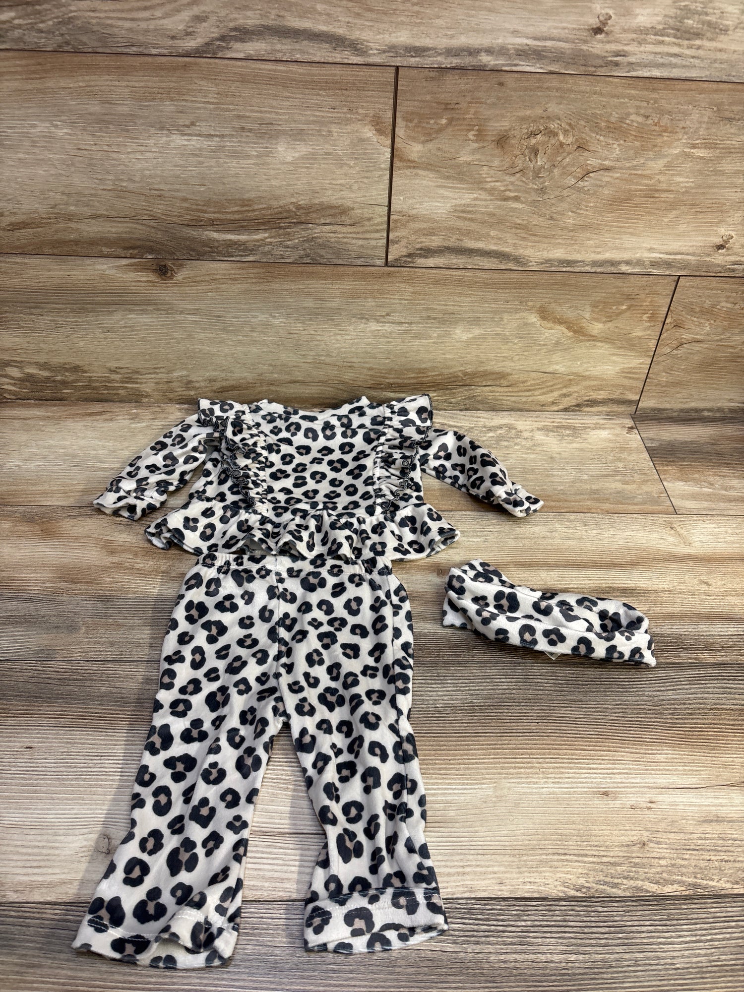 Floral Threads 3pc Leopard Print Velour Layette Set Tan sz 3-6m
