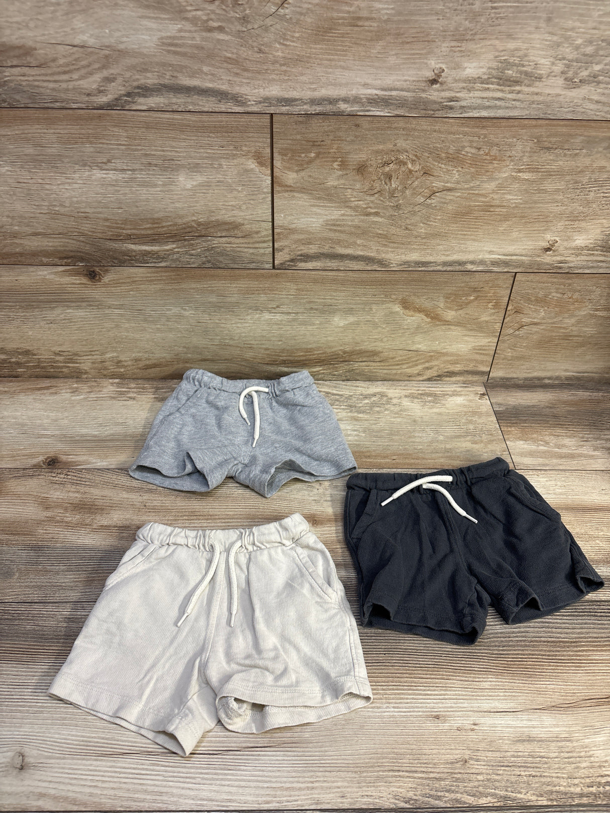 Old Navy 3pk Drawstring Shorts Grey sz 12-18m
