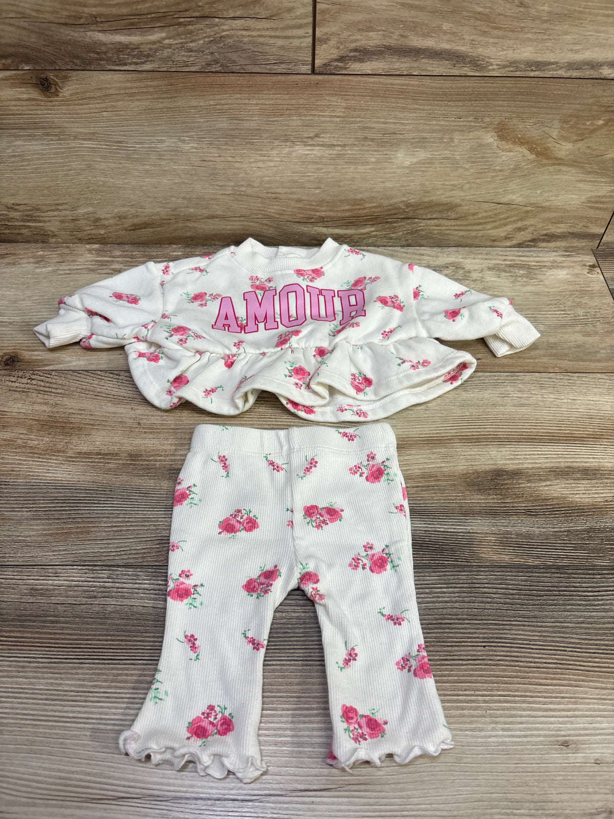 Grayson Mini 2pc Amour Sweatshirt & Joggers Set Ivory sz Newborn