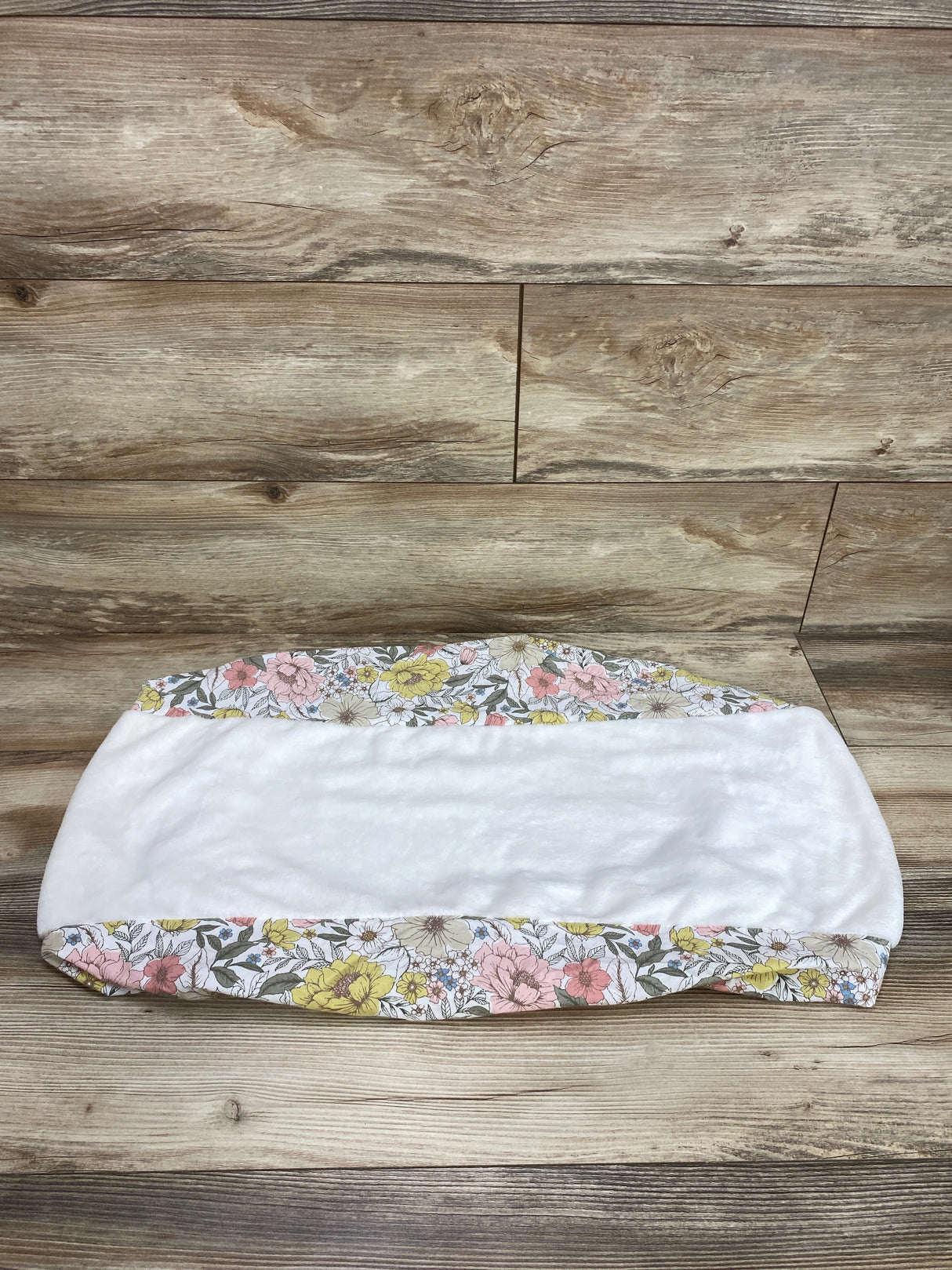 Changing Pad Cover Floral Print & Plush White