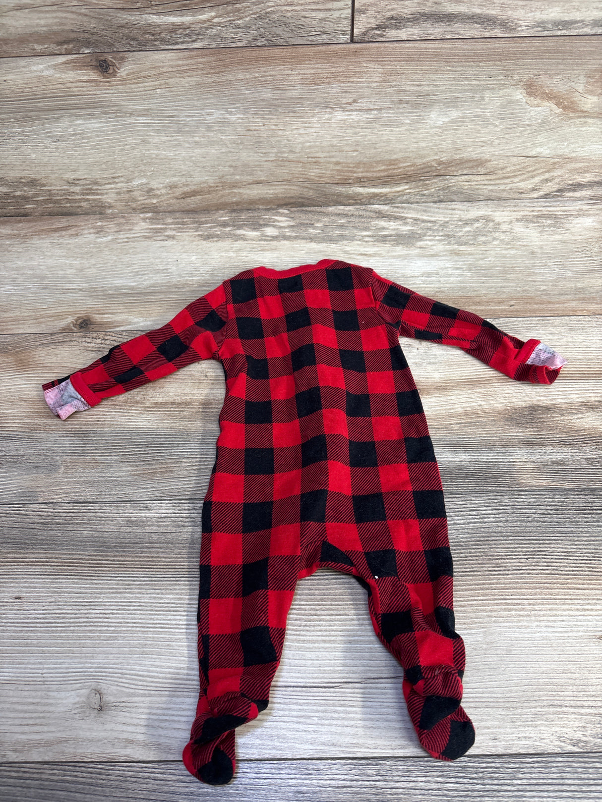 Old Navy Buffalo Print Sleeper Red sz 0-3m