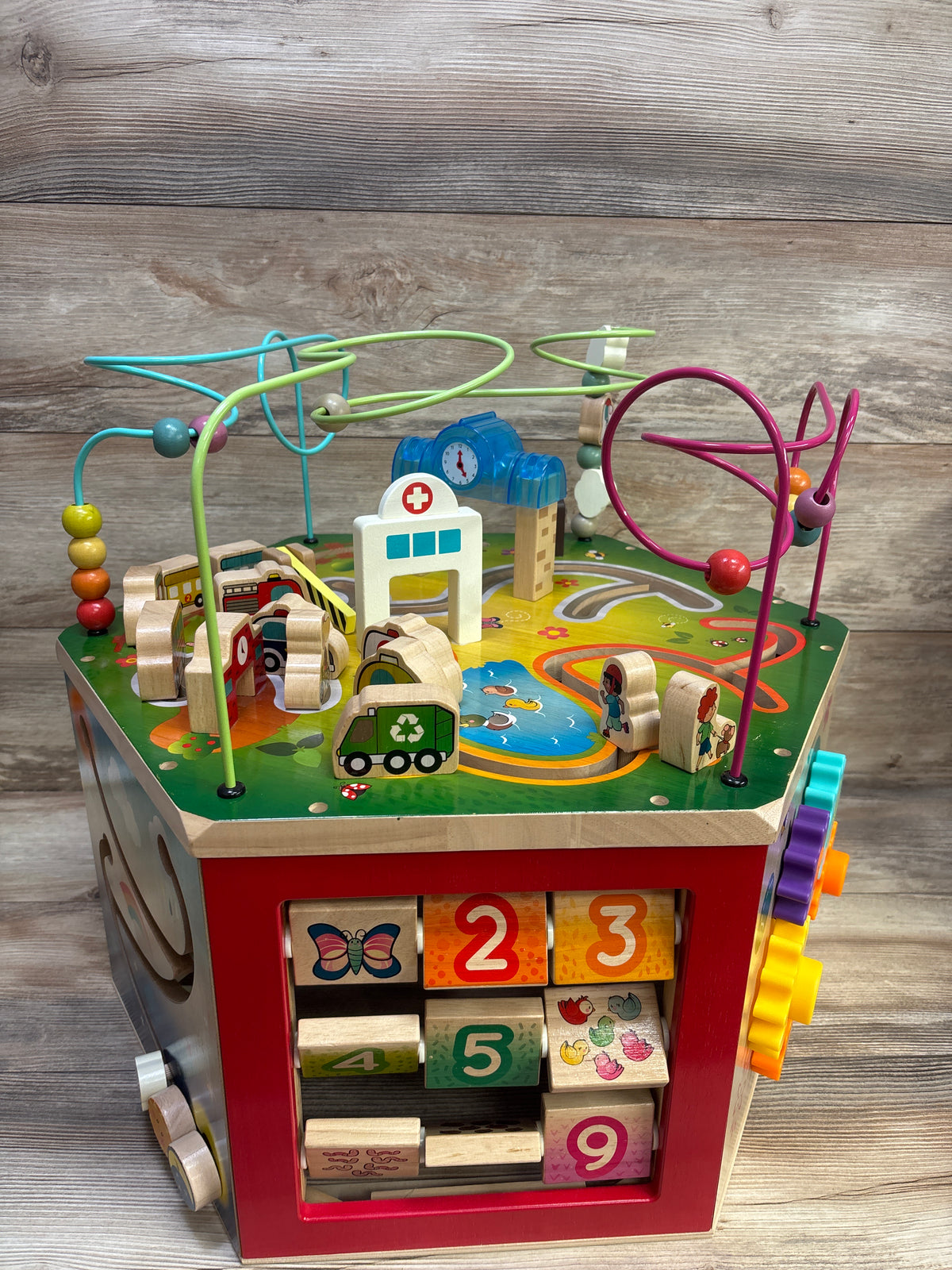 Battat CurioCity 7-Sided Wooden Activity Cube