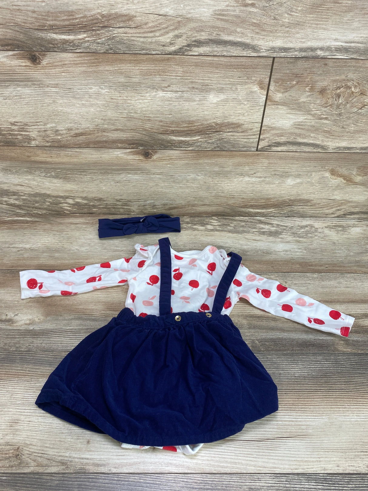 Cat & Jack 3pc Apple Bodysuit & Skirt Set White/Navy sz 18m