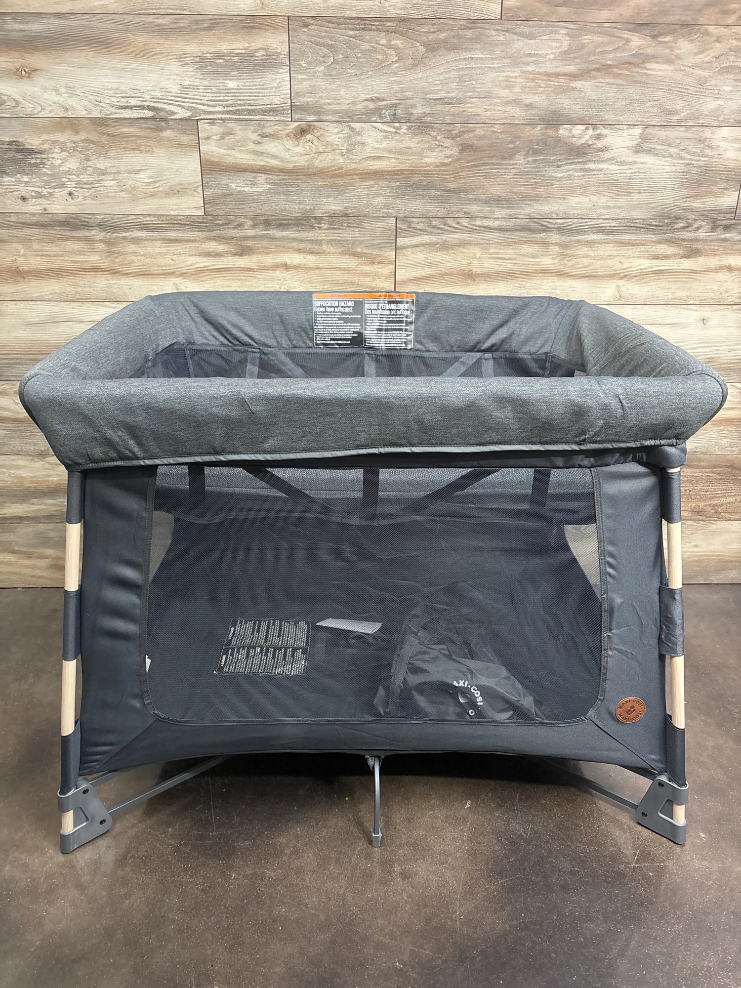 NEW Maxi-Cosi Swift Playard in Classic Graphite