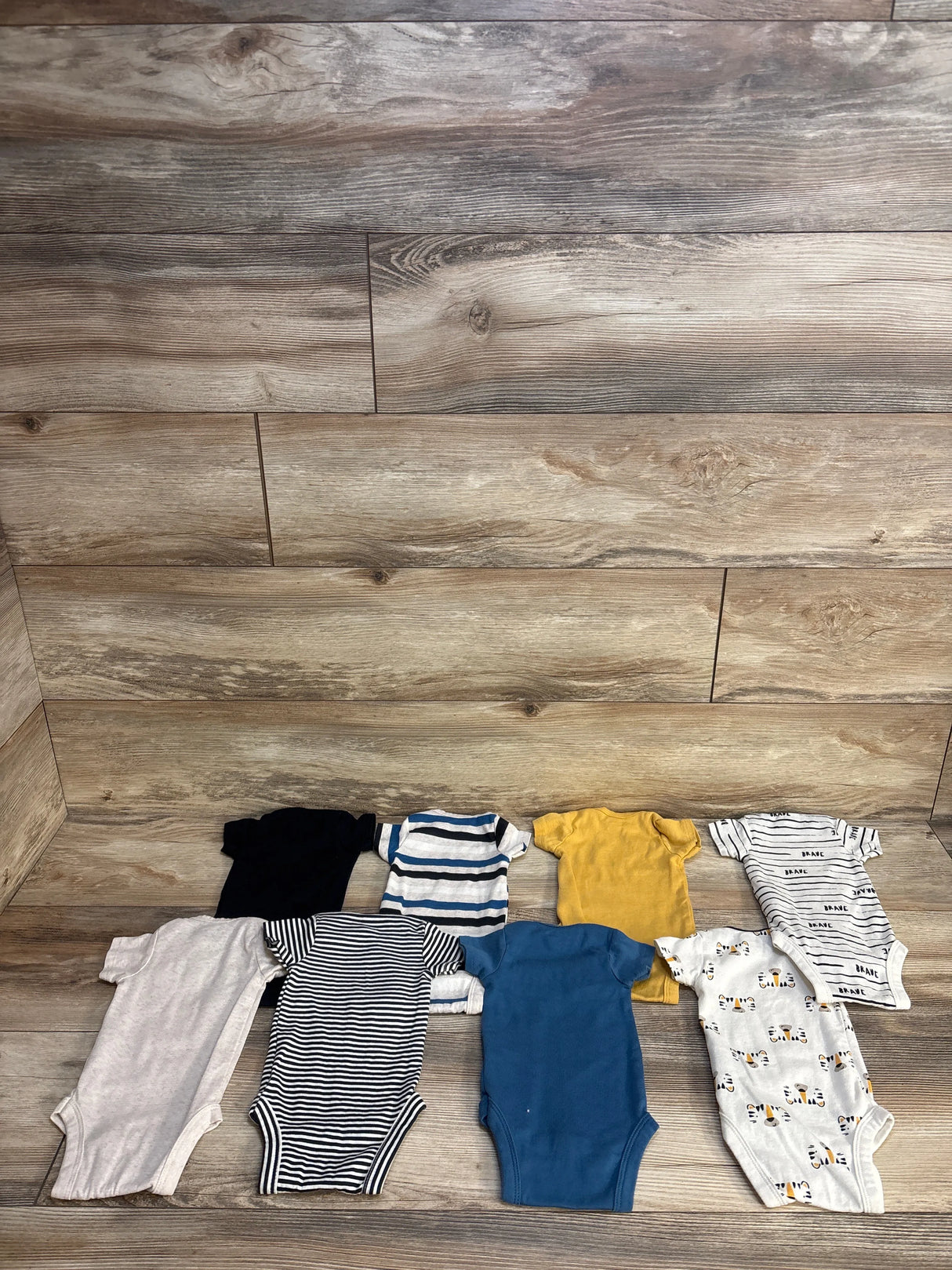 Onesies by Gerber 8pk Bodysuit Set White sz 0-3m