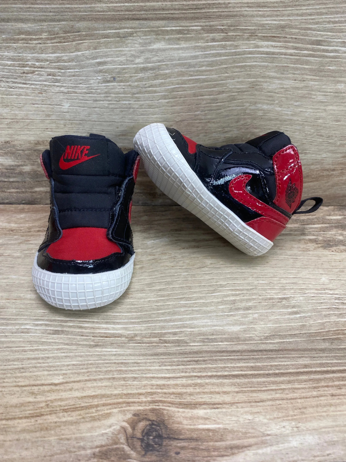 Air Jordan 1 Retro High OG Crib 'Patent Bred' Sneakers sz 2c