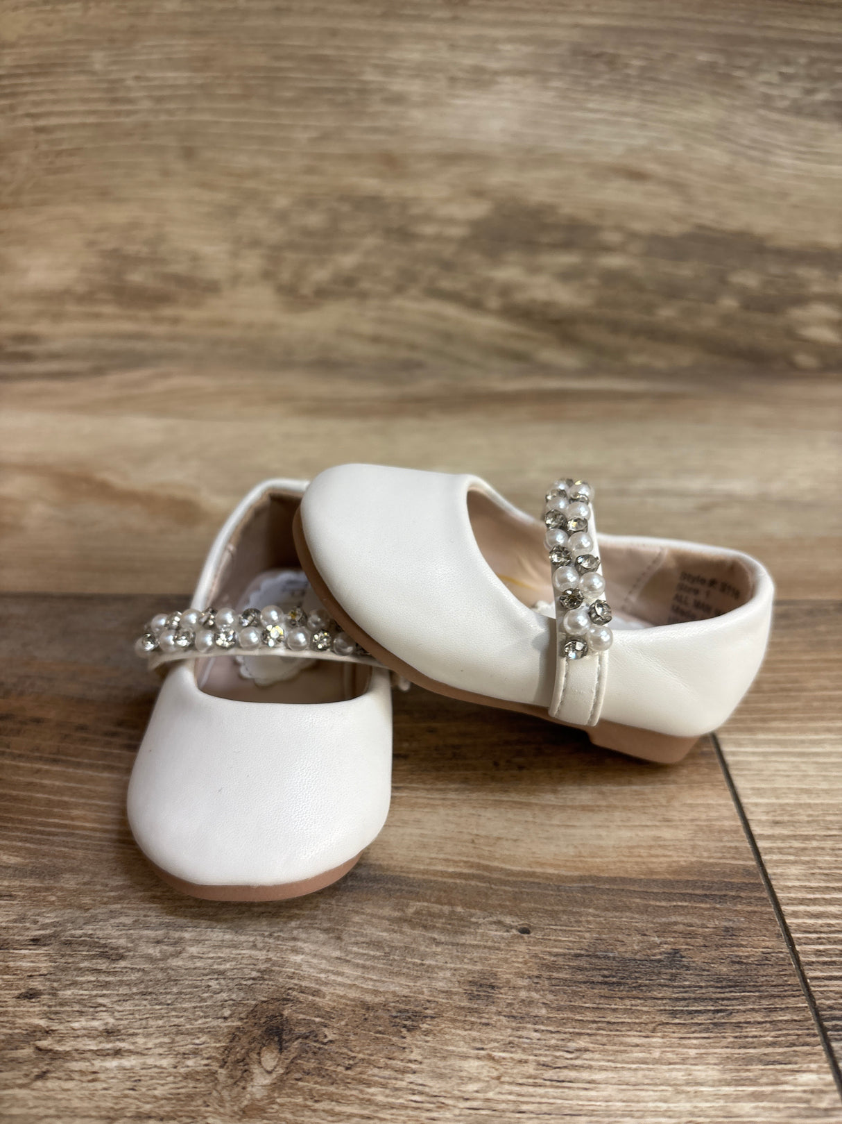 Tip Top Kids Mary Jane Bedazzled Flats White sz 1c