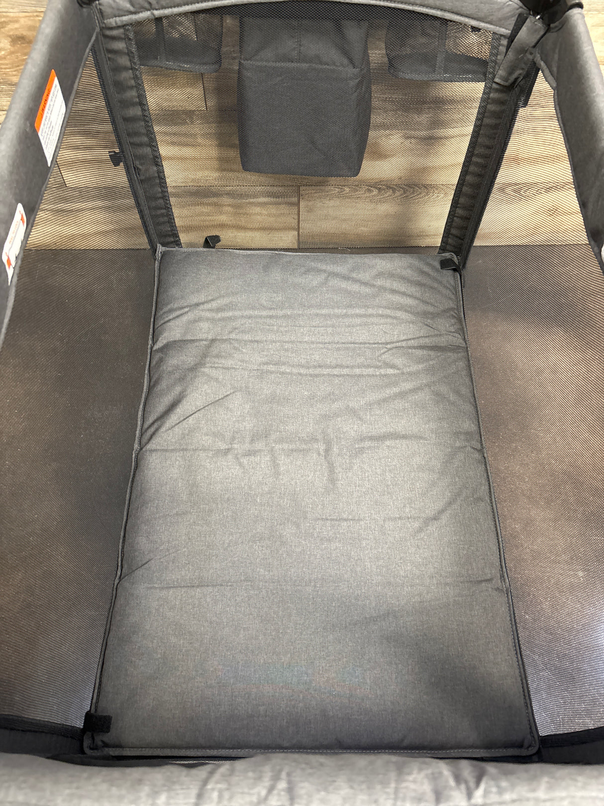 Pack 'n Play Playard, Grey/Black