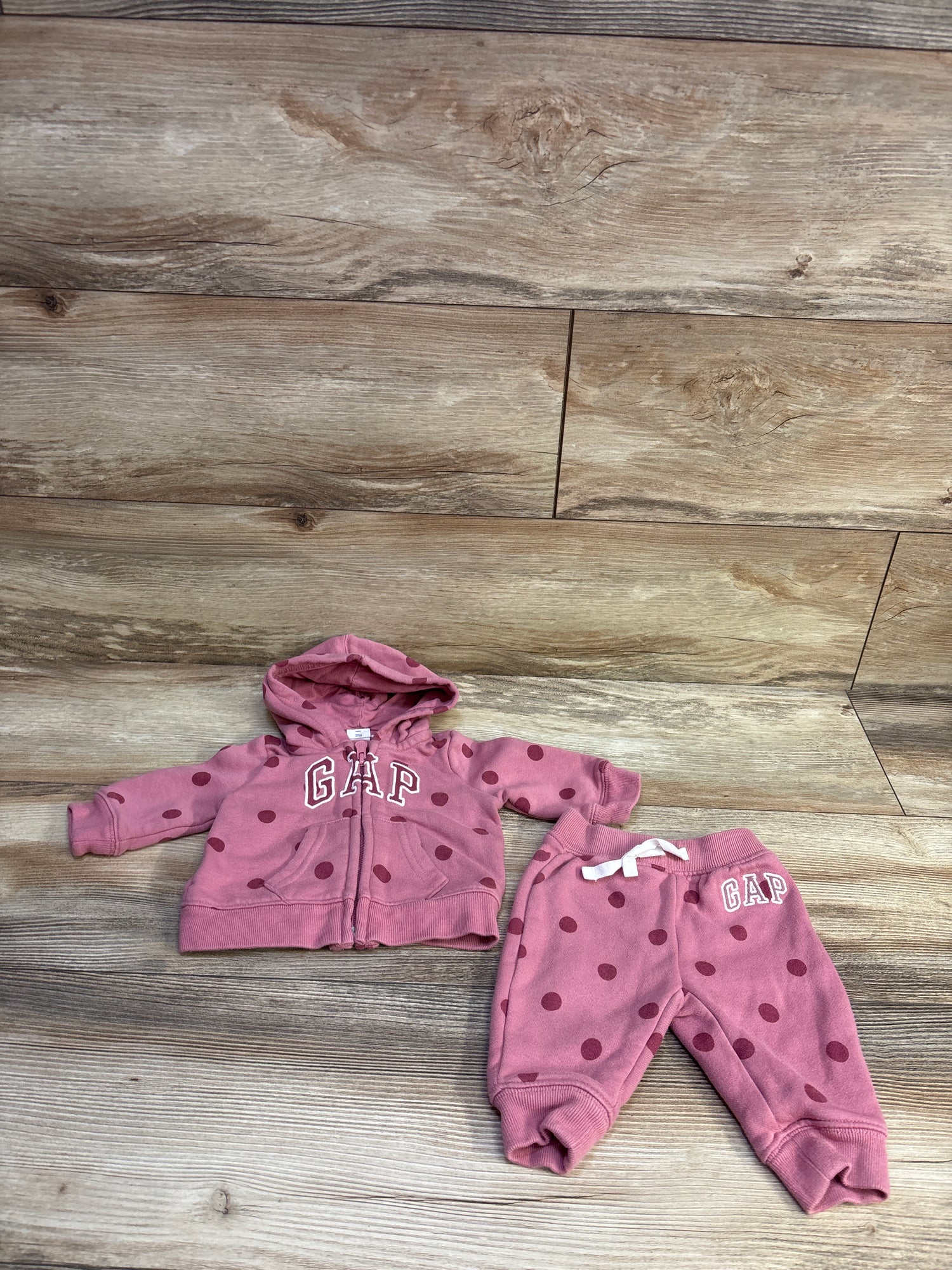 Baby Gap 2pc Polka Dot Full Zip Jacket & Joggers Set Pink sz 0-3m