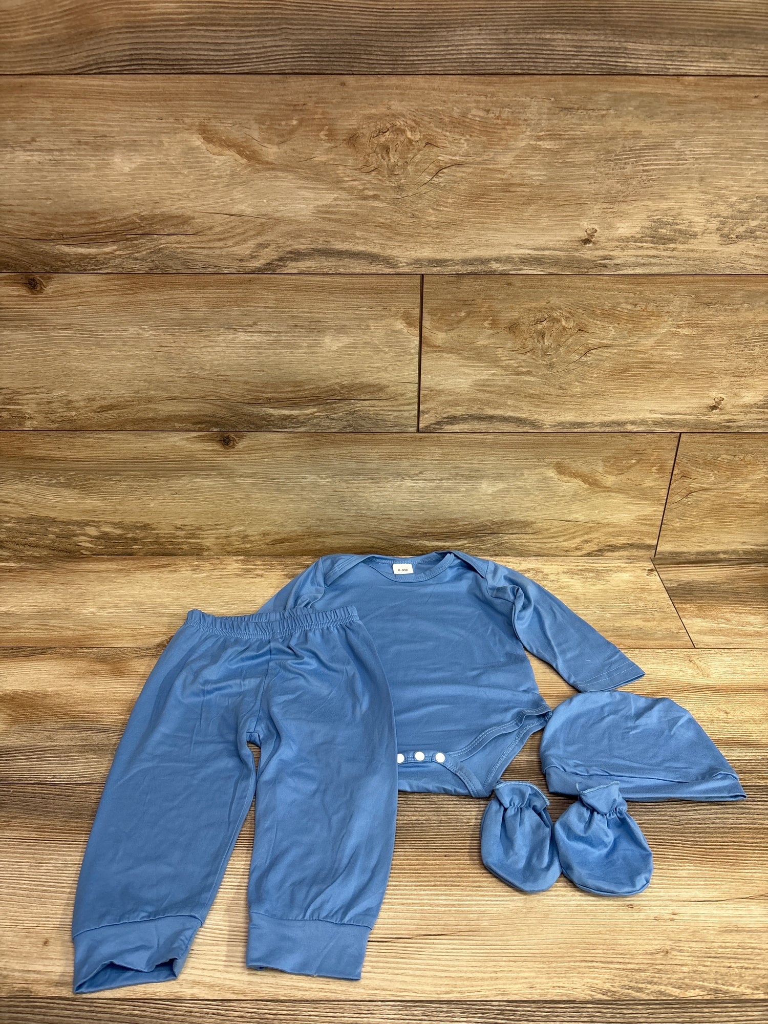 4pc Bodysuit, Pants, Mittens, & Hat Set Blue sz 6-9m