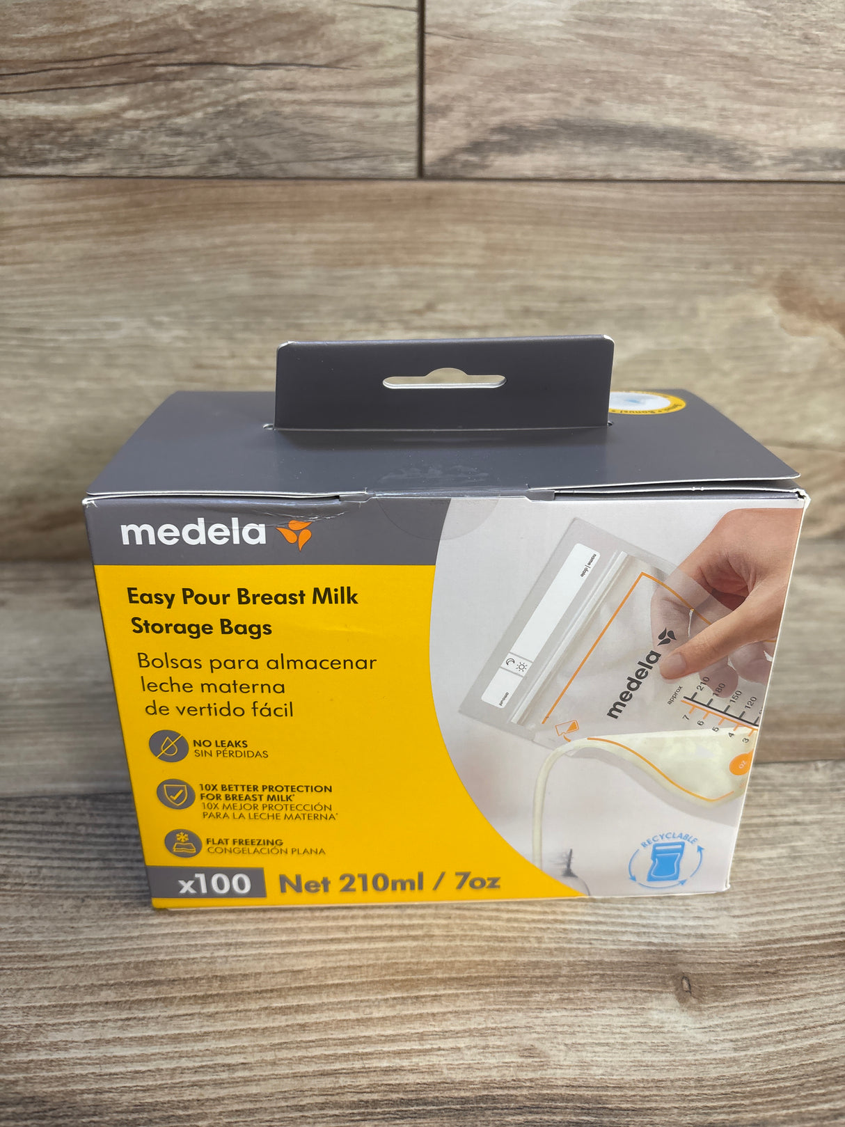 NEW Medela Easy Pour Breast Milk Storage Bags 100ct. 7oz