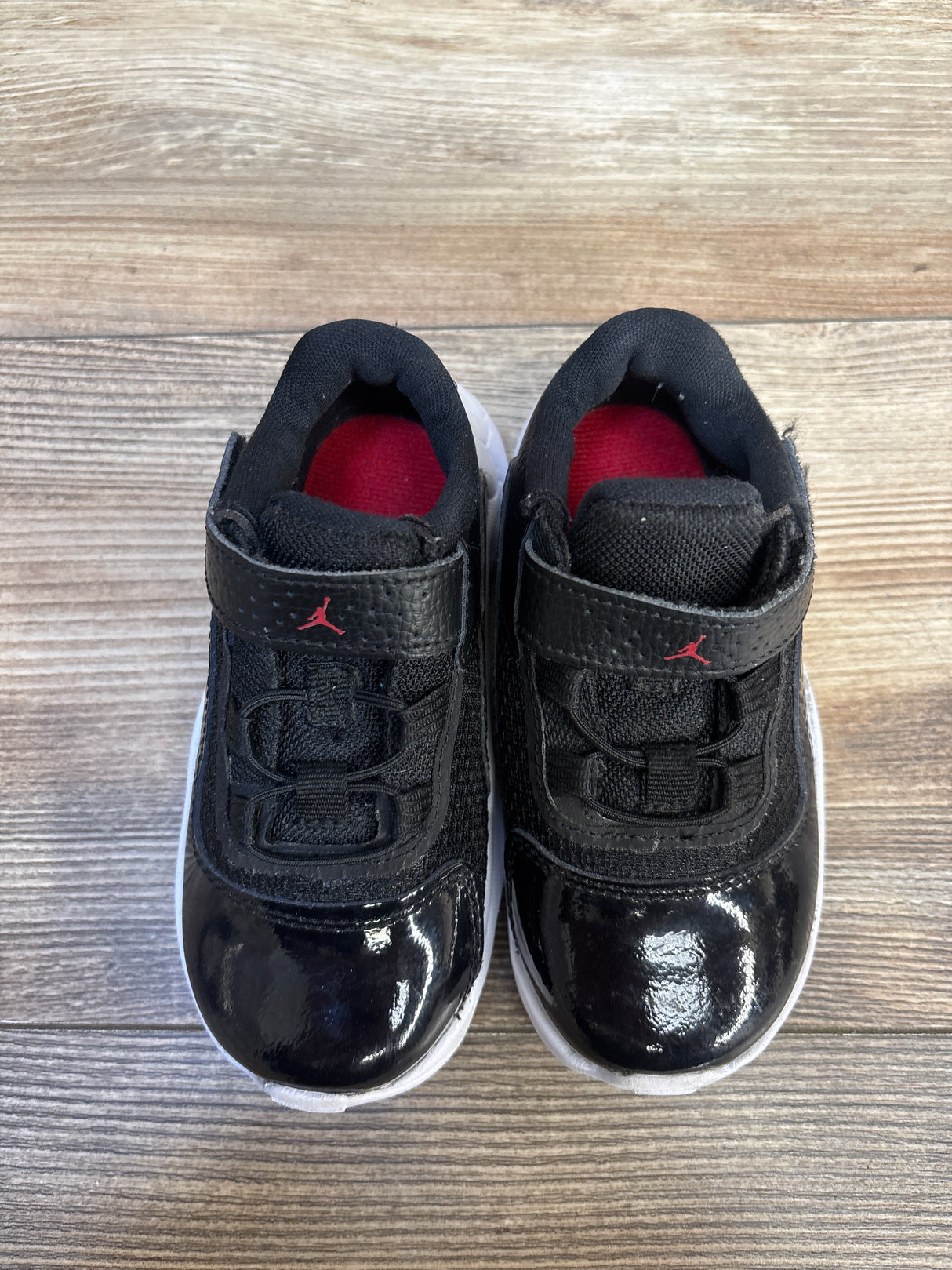 Air Jordan 11 CMFT Low TD 'Bred' Sneakers sz 8c
