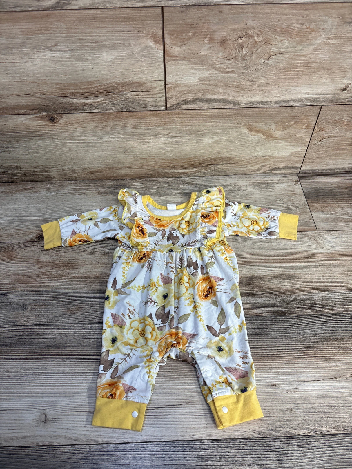 Shein Ruffled Floral Coverall White sz 3m