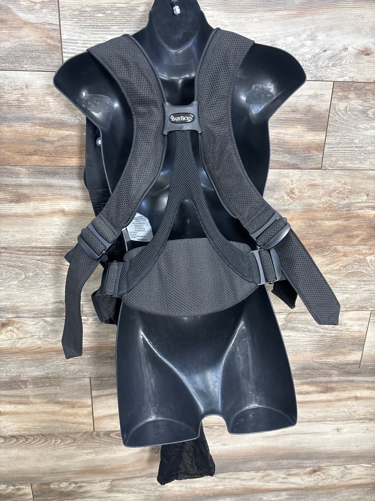 BabyBjorn Miracle Airy Mesh Baby Carrier Black 8-26lbs