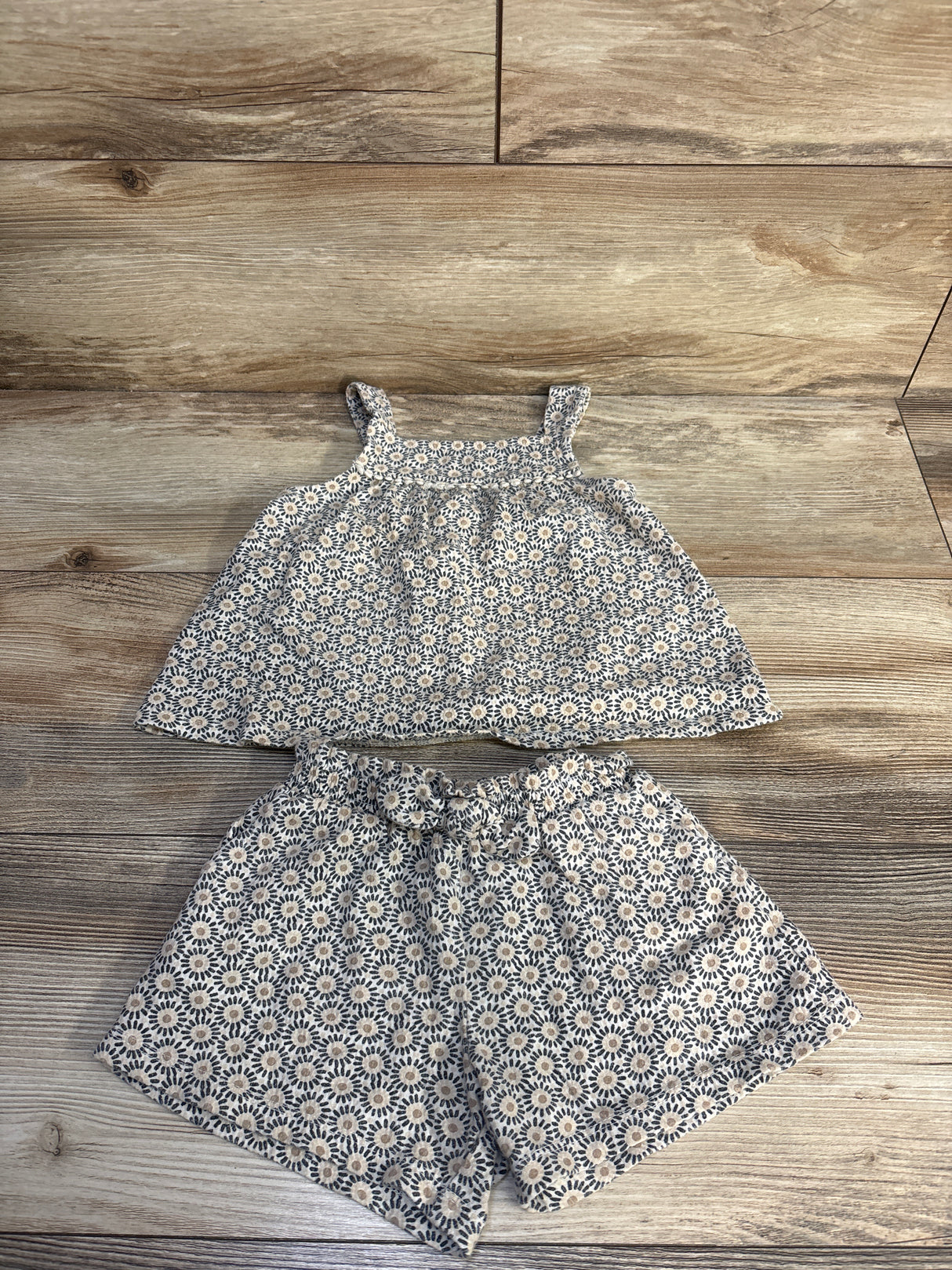 Carter's 2pc Textured Tank Top & Shorts Set Beige sz 24m