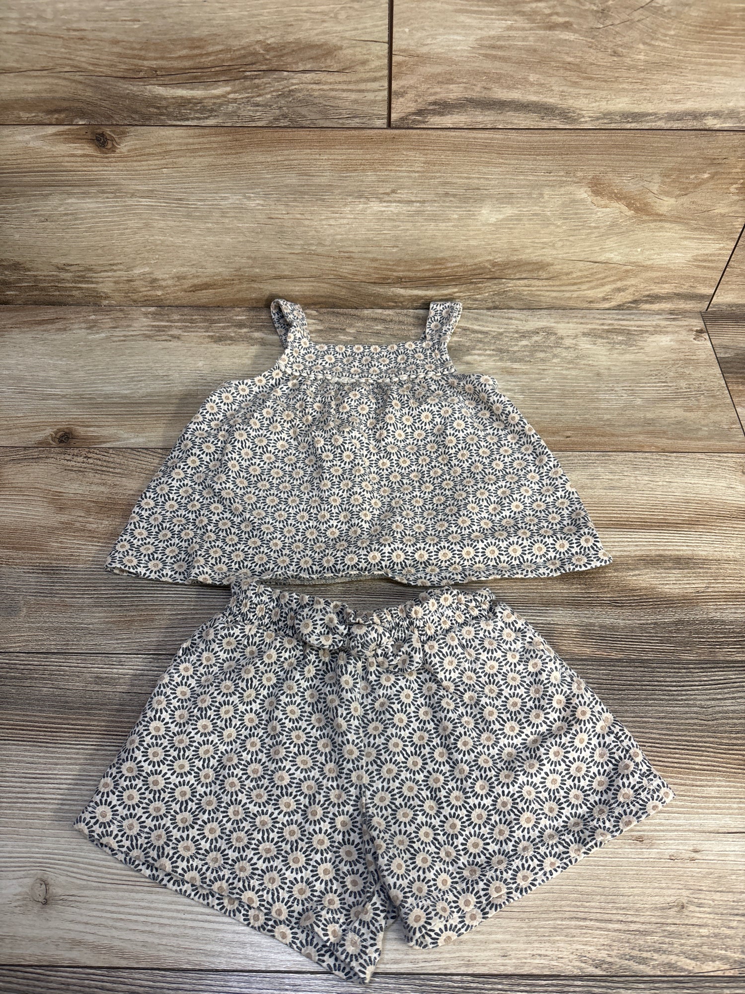 Carter's 2pc Textured Tank Top & Shorts Set Beige sz 24m