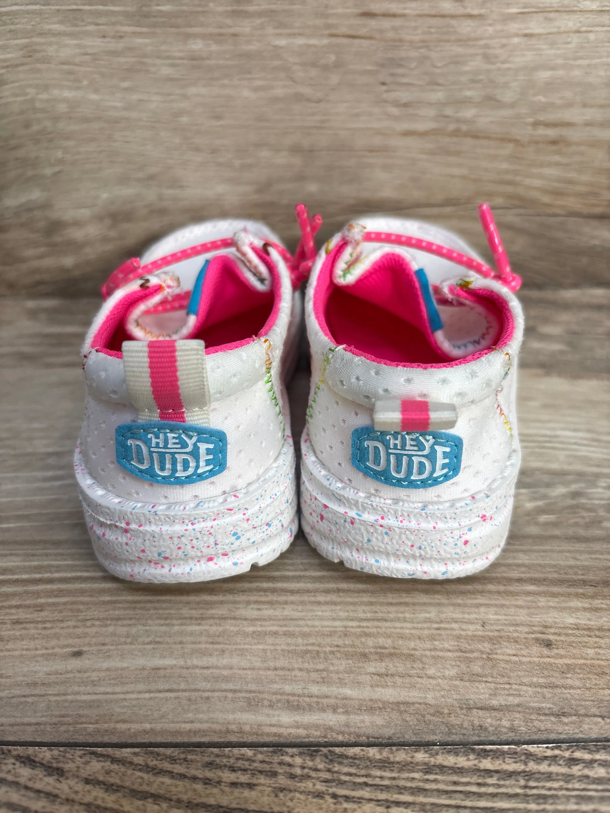 Hey Dude Kids Wendy Perf Neoprene White Shoes sz 5c - Me n Mommy To Be