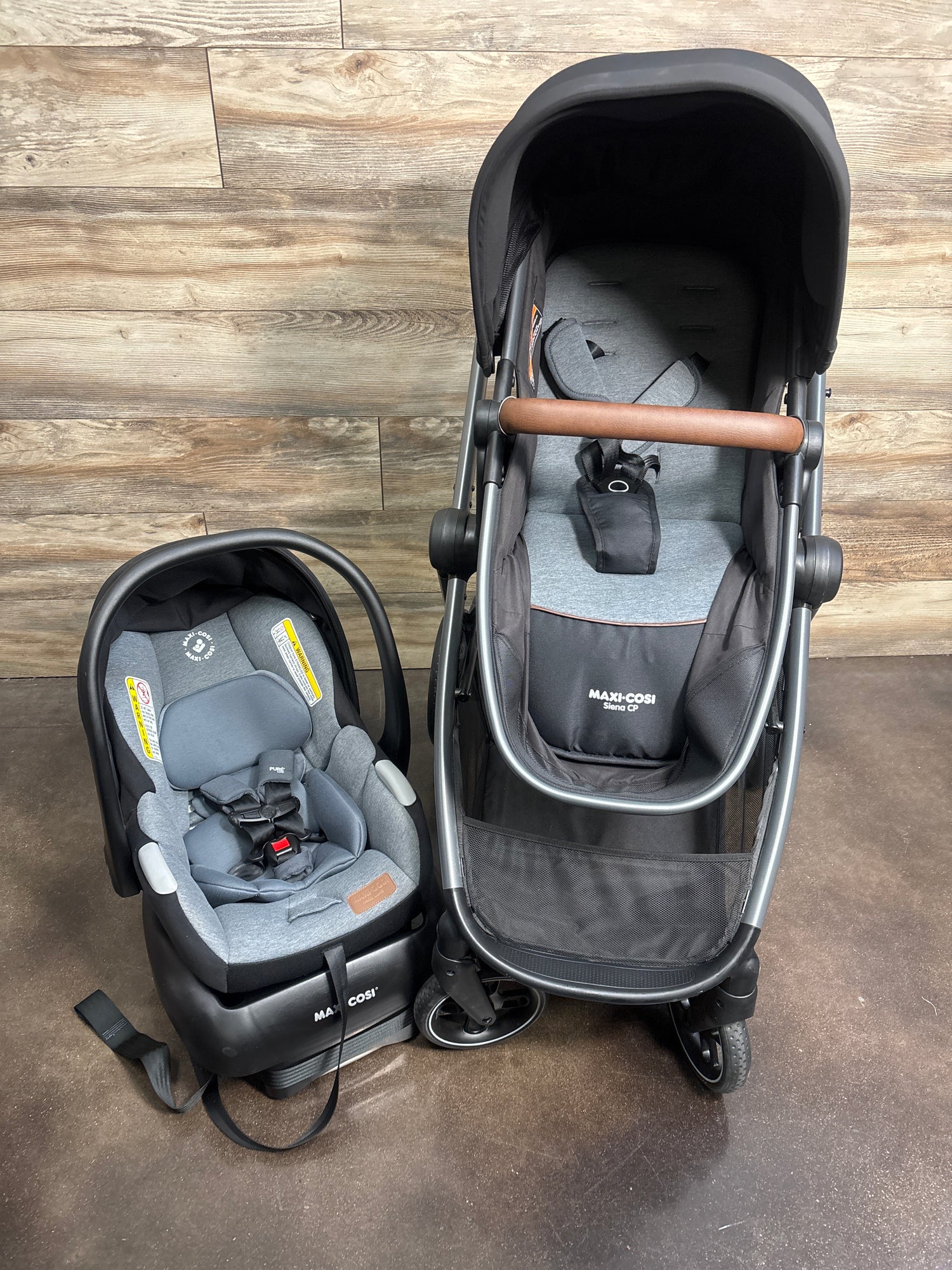 Maxi Cosi Siena CP 5-in-1 Travel System in Mystic Gray