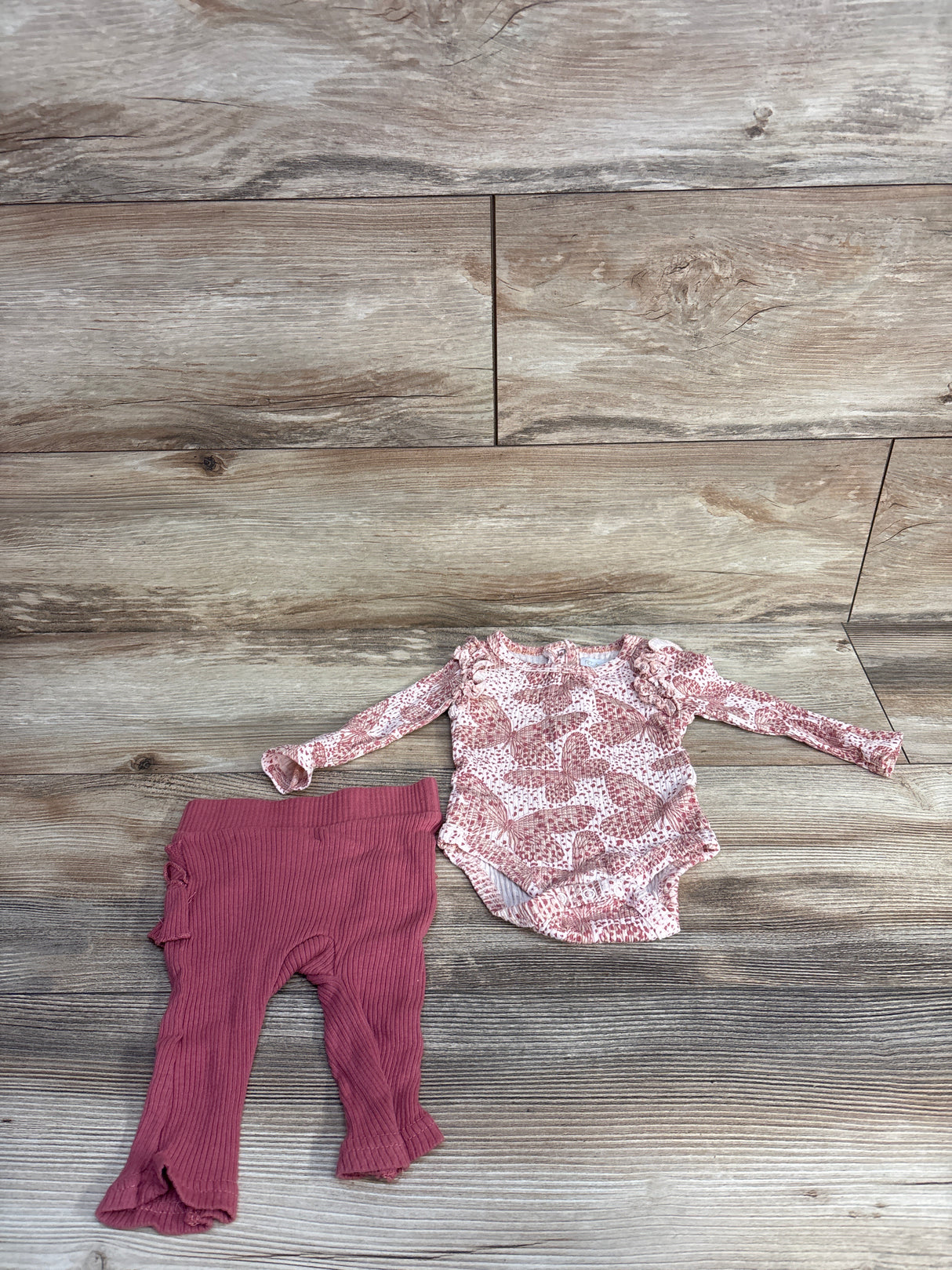 Rachel Zoe 2pc Butterfly Bodysuit & Ruffle Leggings Pink sz 0/3m