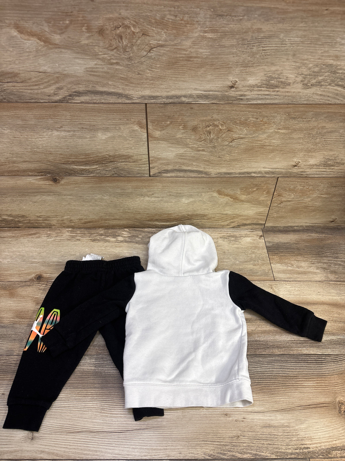 Jordan 2pc Pullover Sweatshirt & Joggers Set White sz 12m