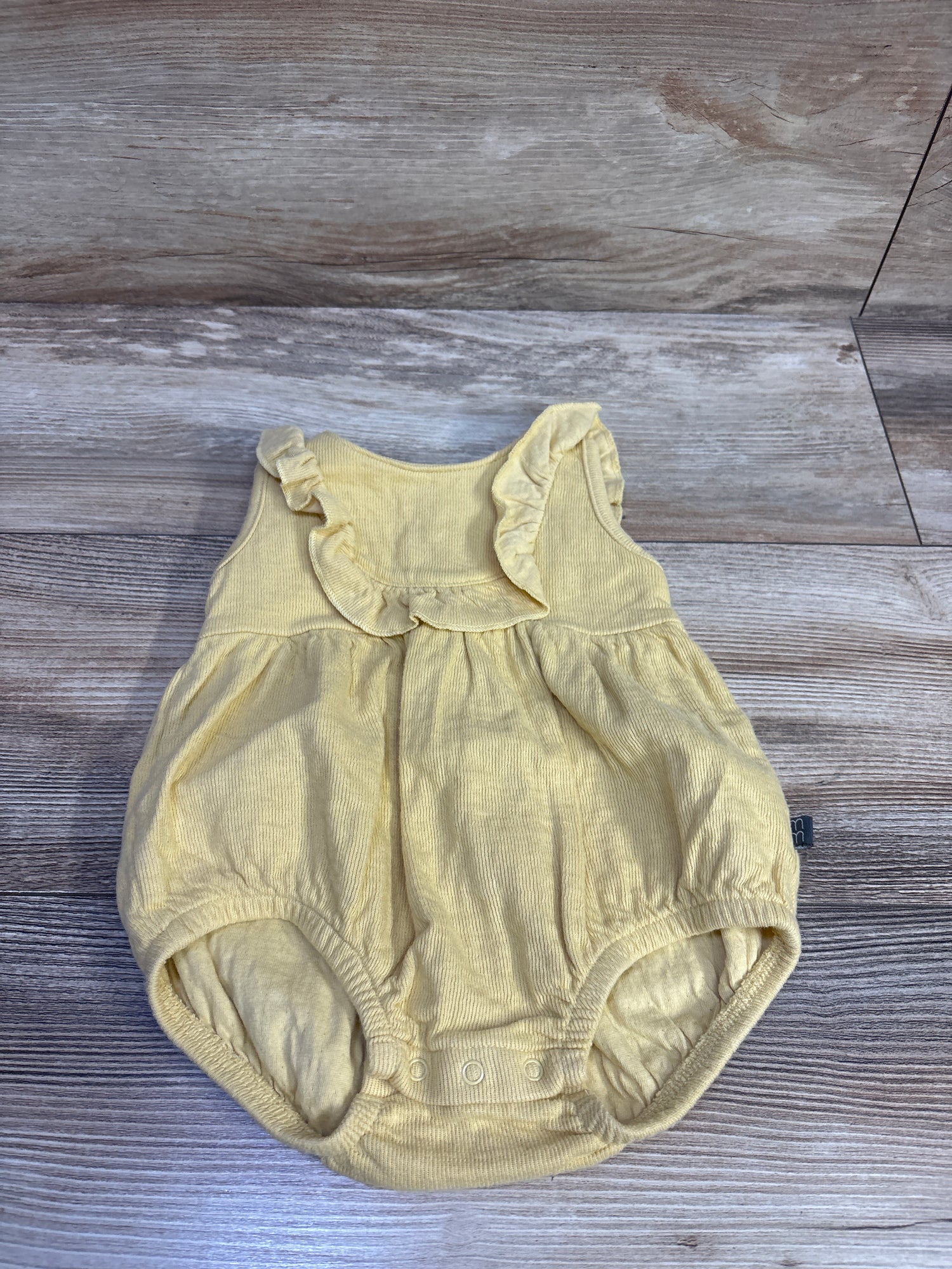 Modern Moments Ribbed Bubble Romper Yellow sz 6-9m