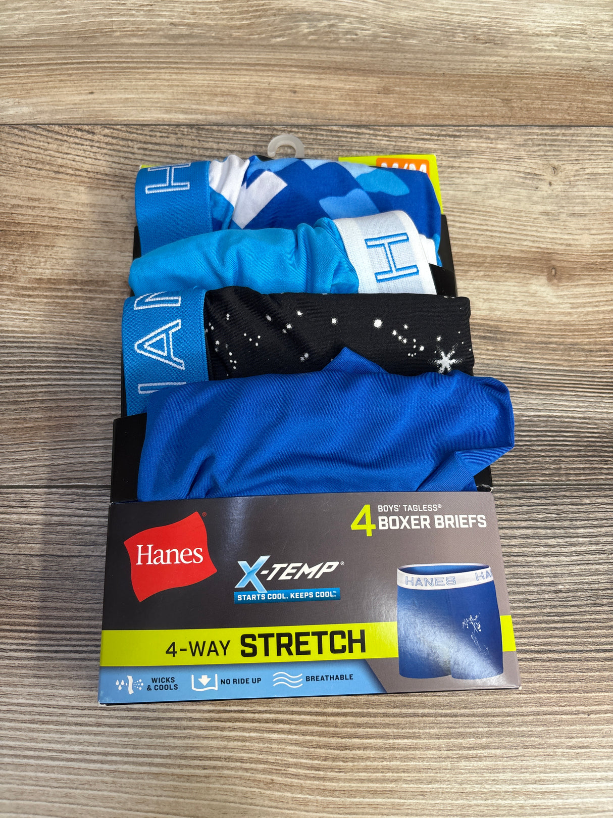 NEW Hanes Boys' Tagless Boxer Briefs 4pk sz M (10-12)