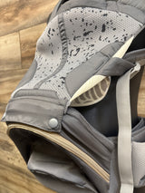 Momtory StowNGo 6-in-1 Baby Carrier in Deep Grey 7-50lbs