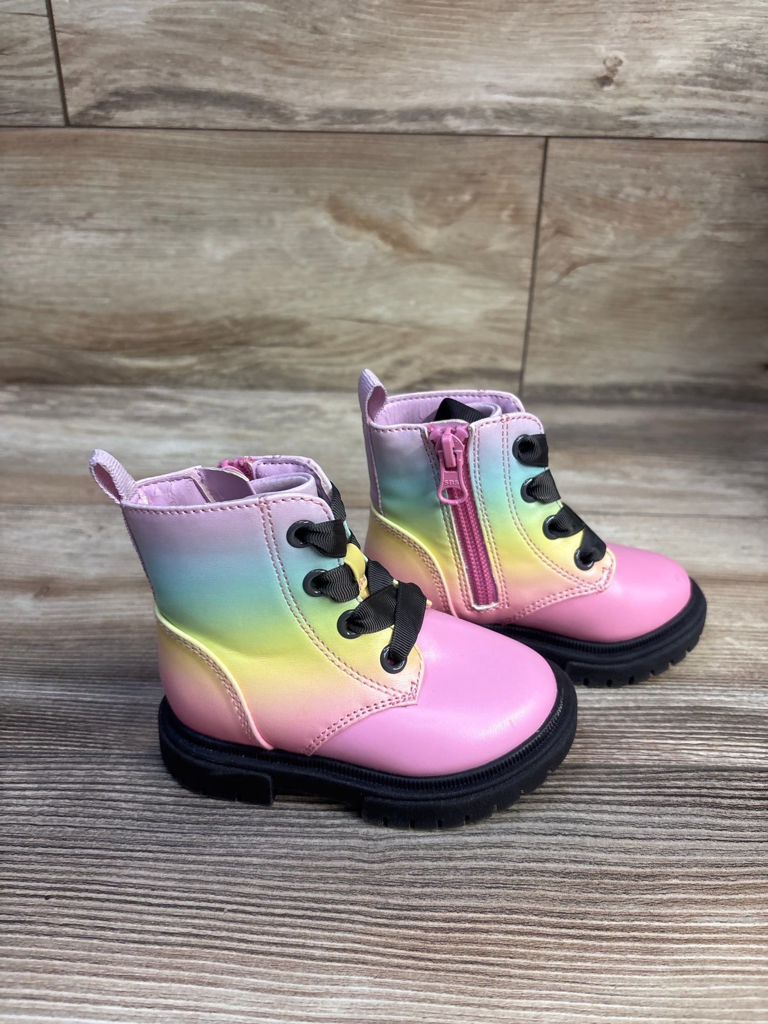Cat & Jack Amaya Combat Boots Rainbow Pink sz 5c