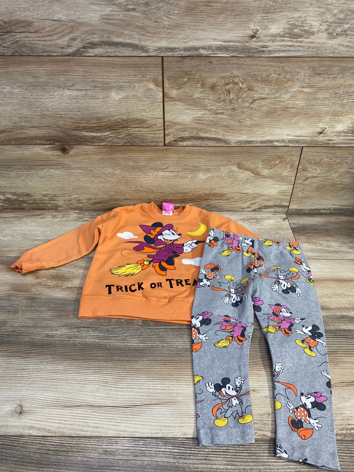 Disney Junior Minnie Witch Pull Over Sweater Orange sz 2T
