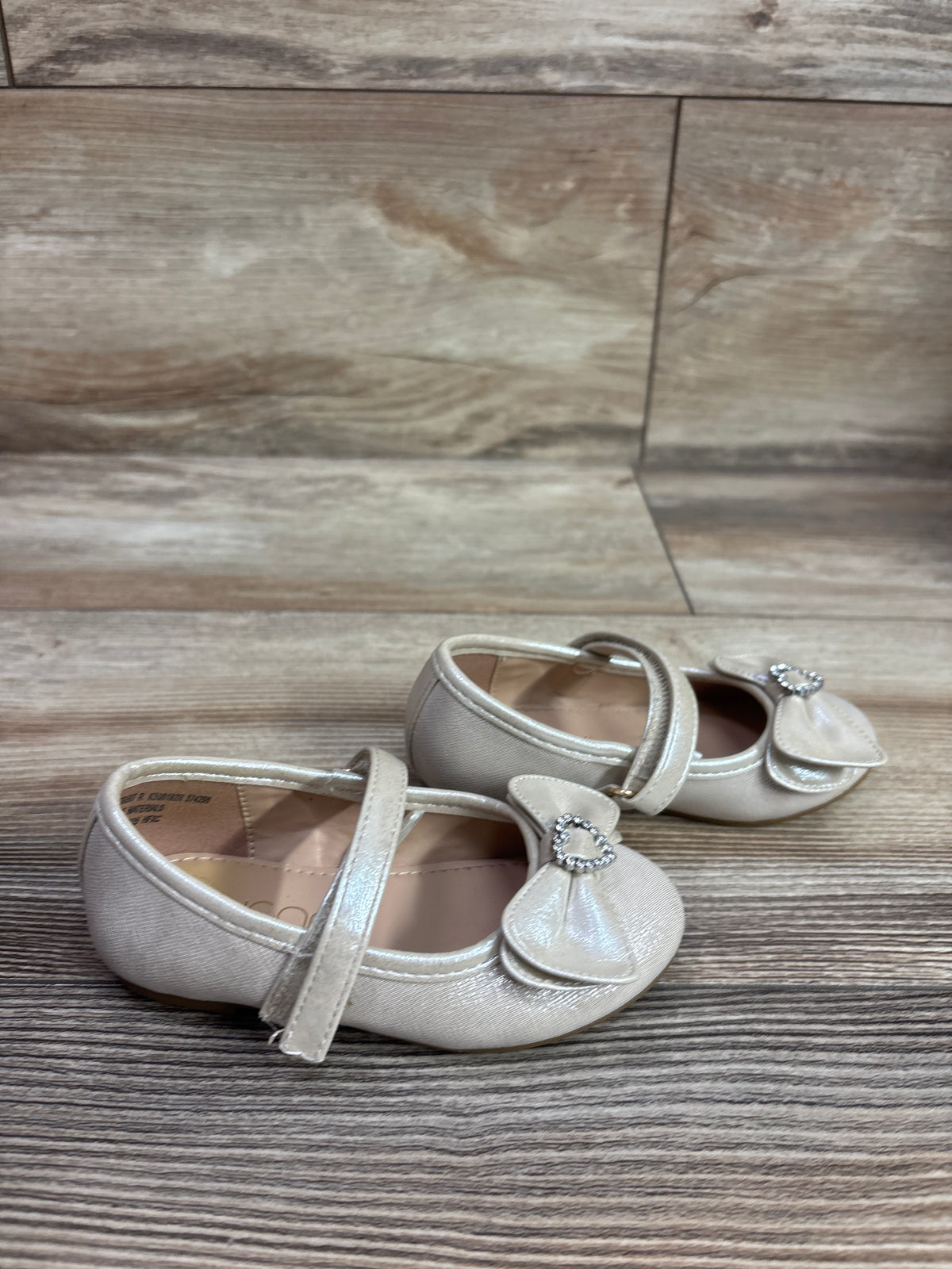 Sugar Bow Mary-Jane Flats Cream sz 5c