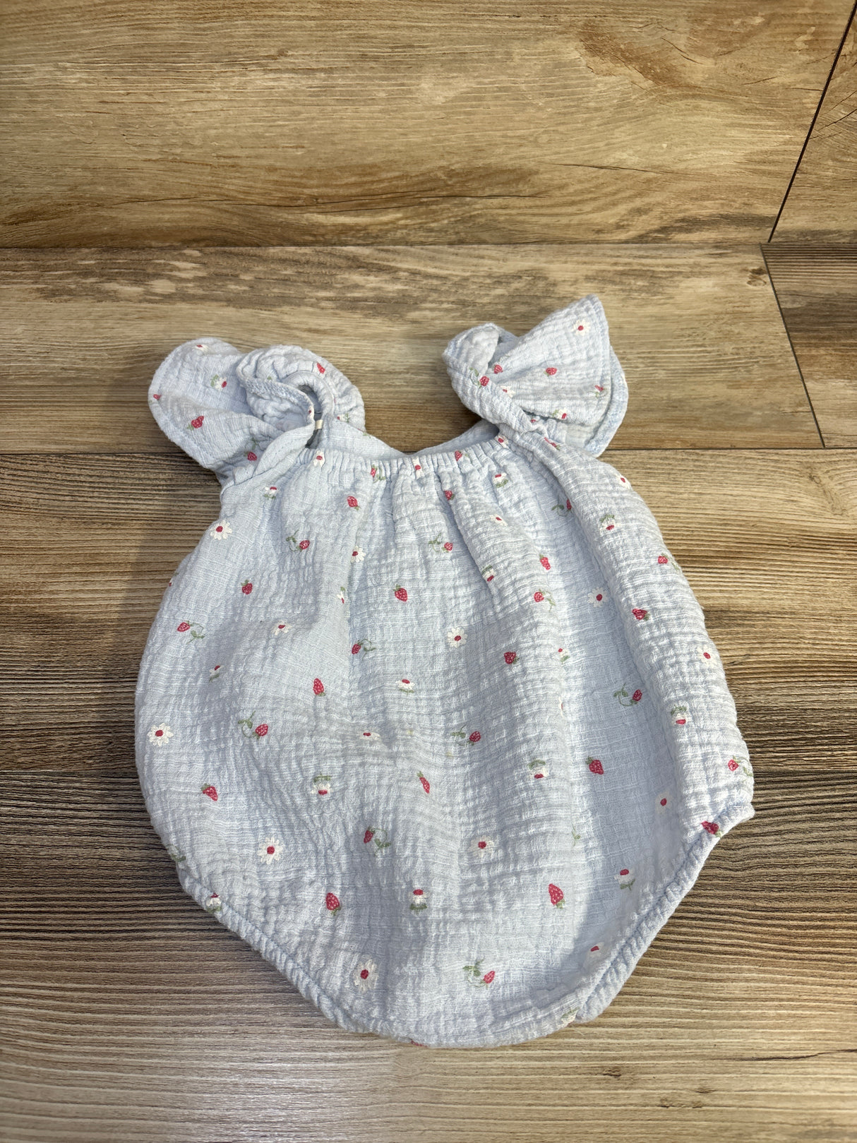 Rabbit + Bear Organic Embroidered Strawberry Bubble Romper Blue sz 6-9m