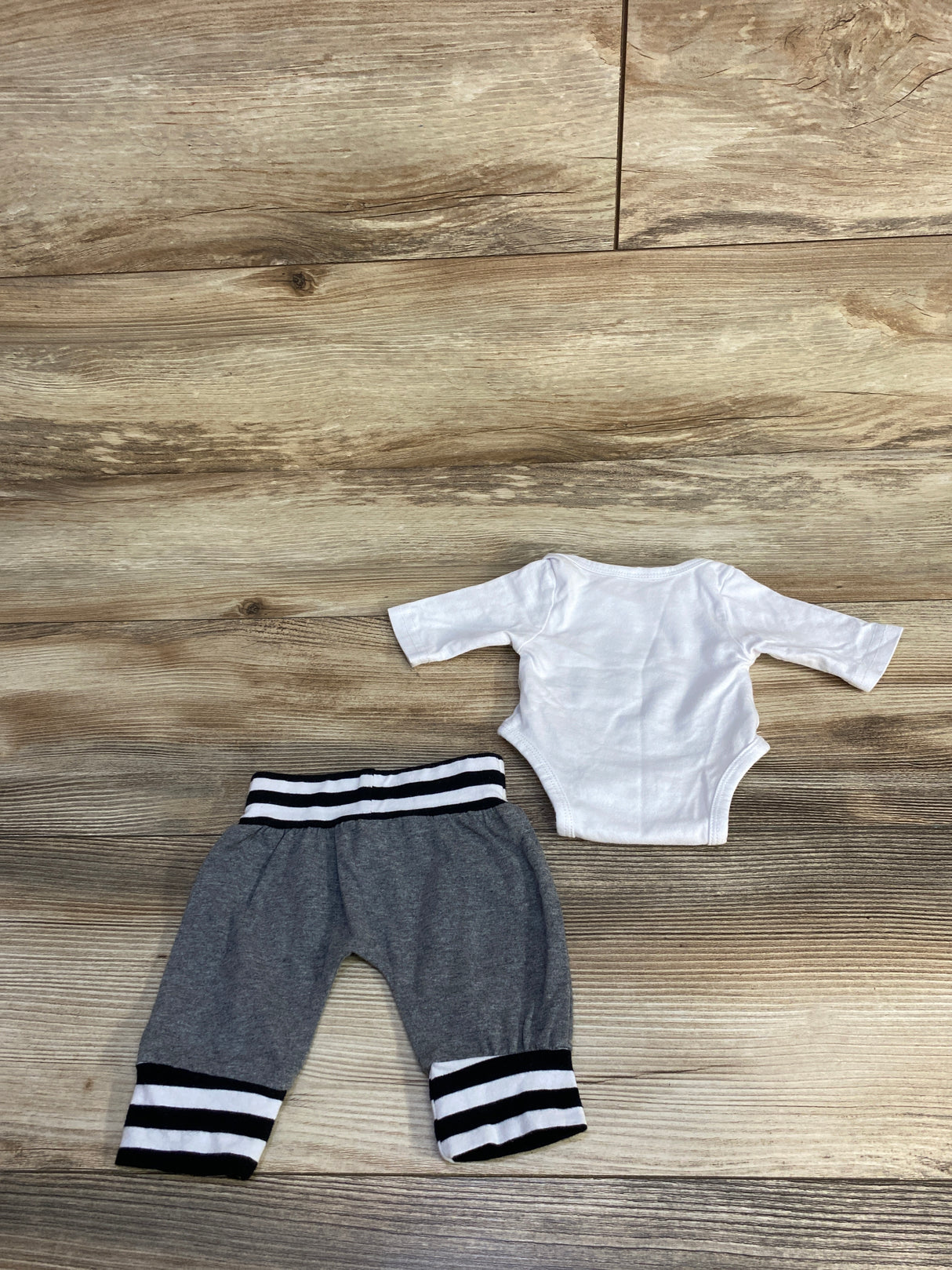 2pc Ain't No Mama Like The One I Got Bodysuit Set White sz Preemie