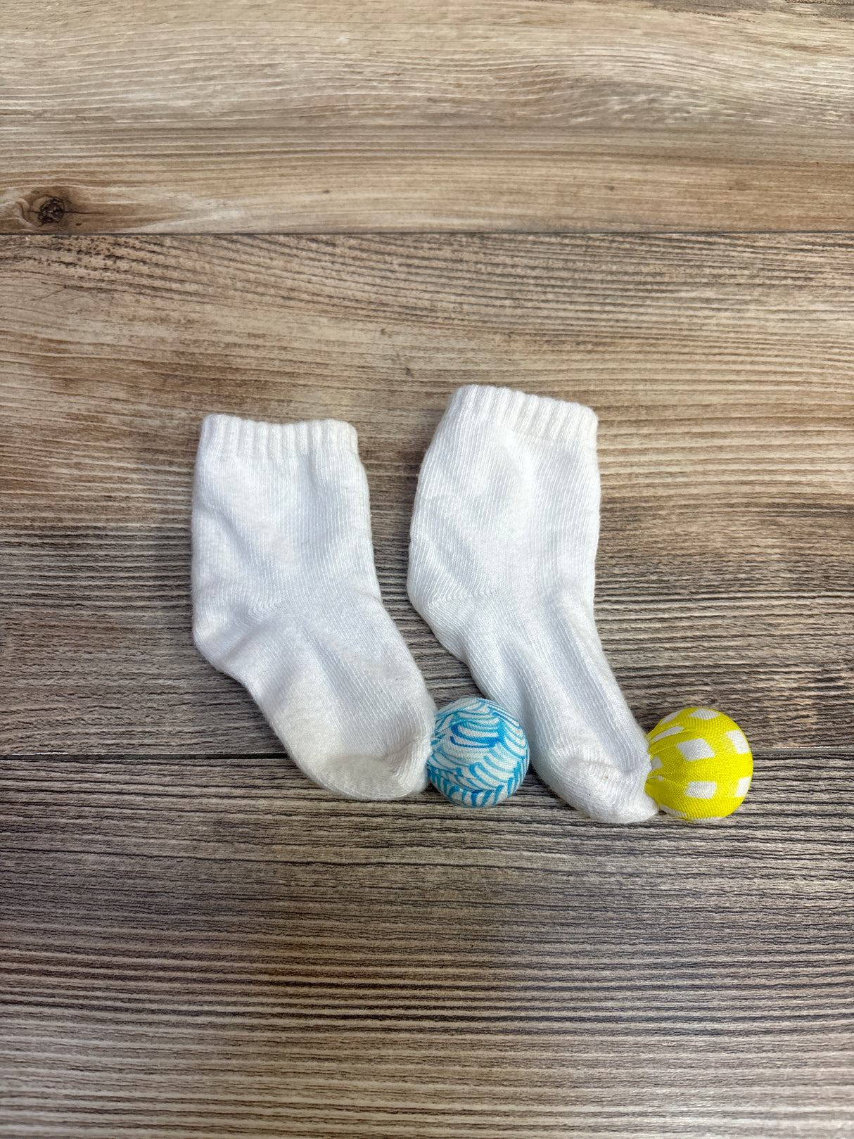 Lovevery Play Socks