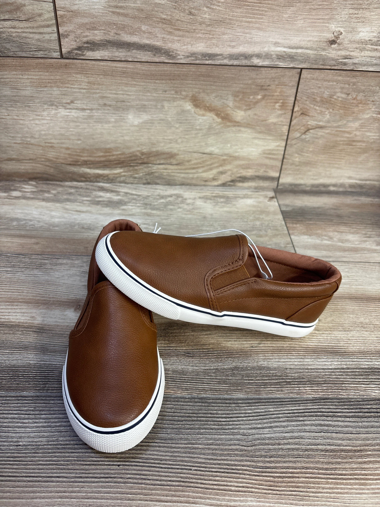 NEW Cat & Jack Enzo Slip-On Sneakers Brown sz 2Y