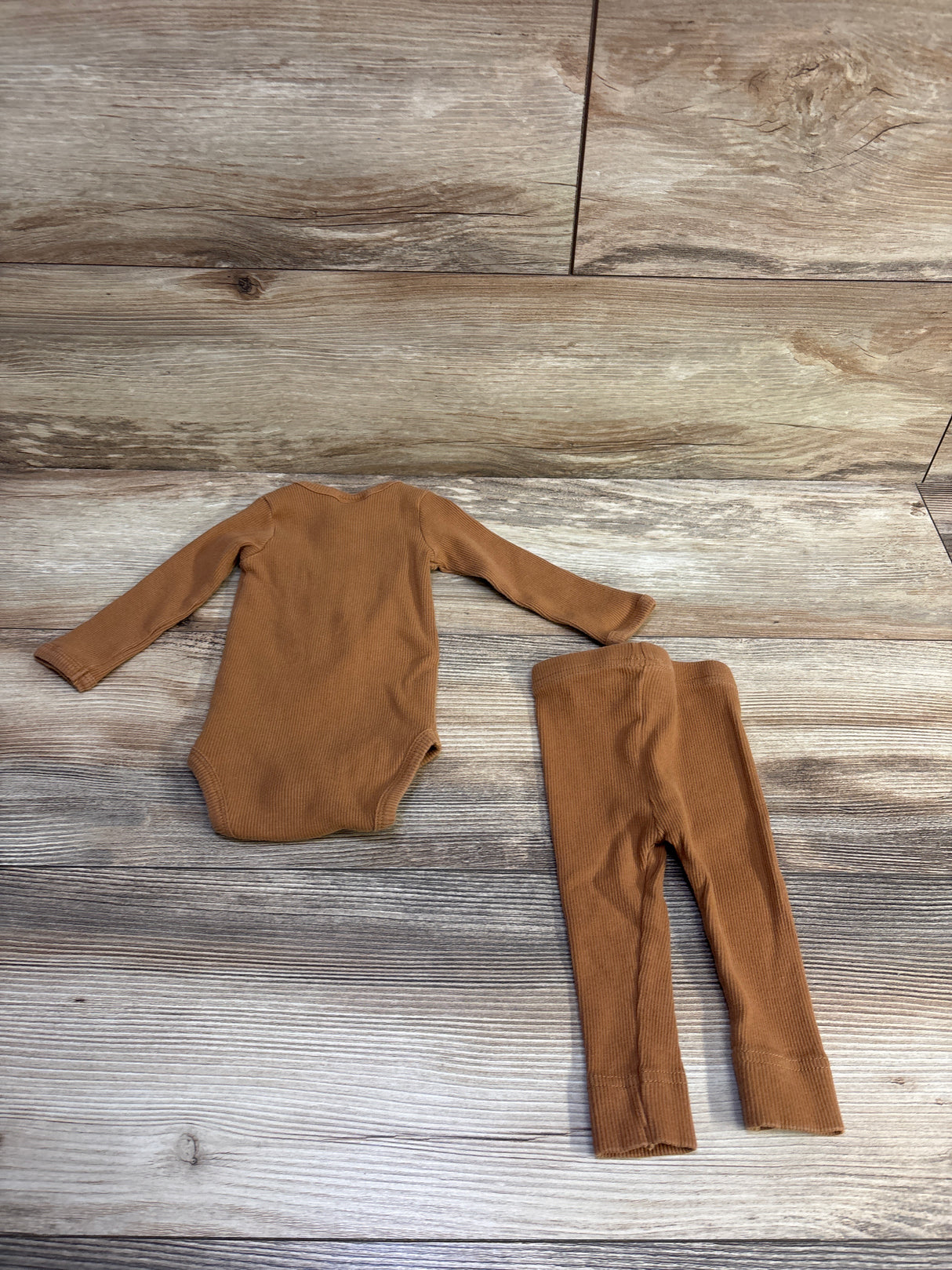 Mebie Baby 2pc Ribbed Henley Bodysuit & Pants Set Brown sz 0-3m