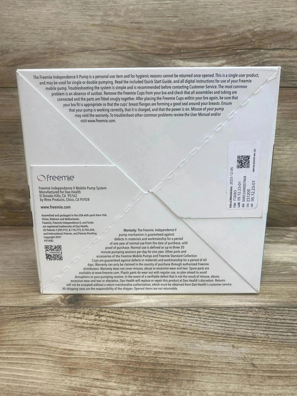 NEW Freemie Independence II Standard Breast Pump System