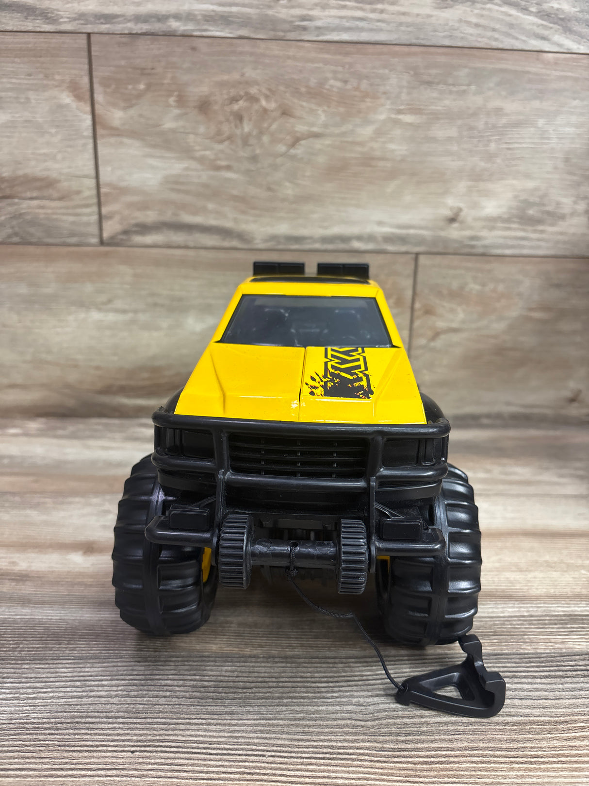 Tonka Steel Classics 4x4 Pickup Truck