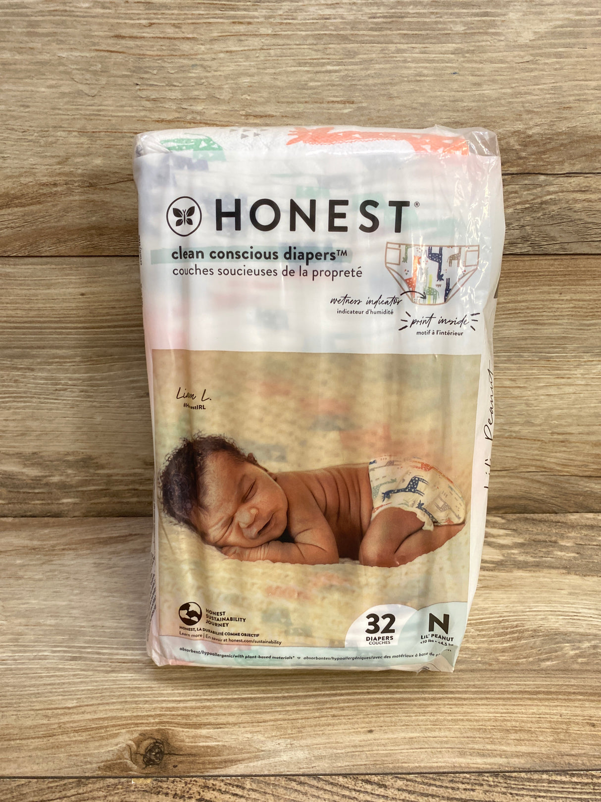 The Honest Company Lil' Peanut Diapers Multicolored Giraffes Size NB, 32 Count