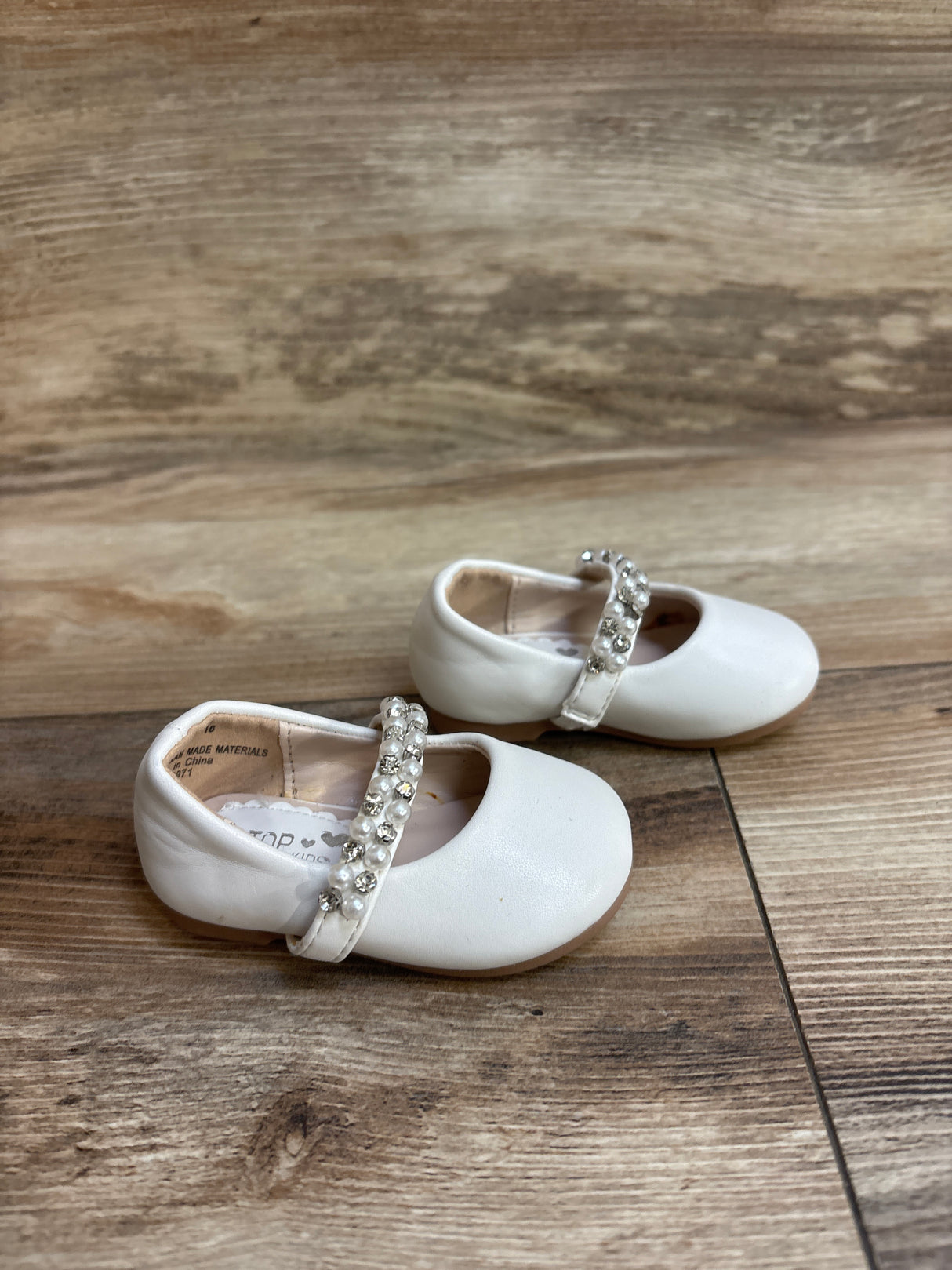 Tip Top Kids Mary Jane Bedazzled Flats White sz 1c