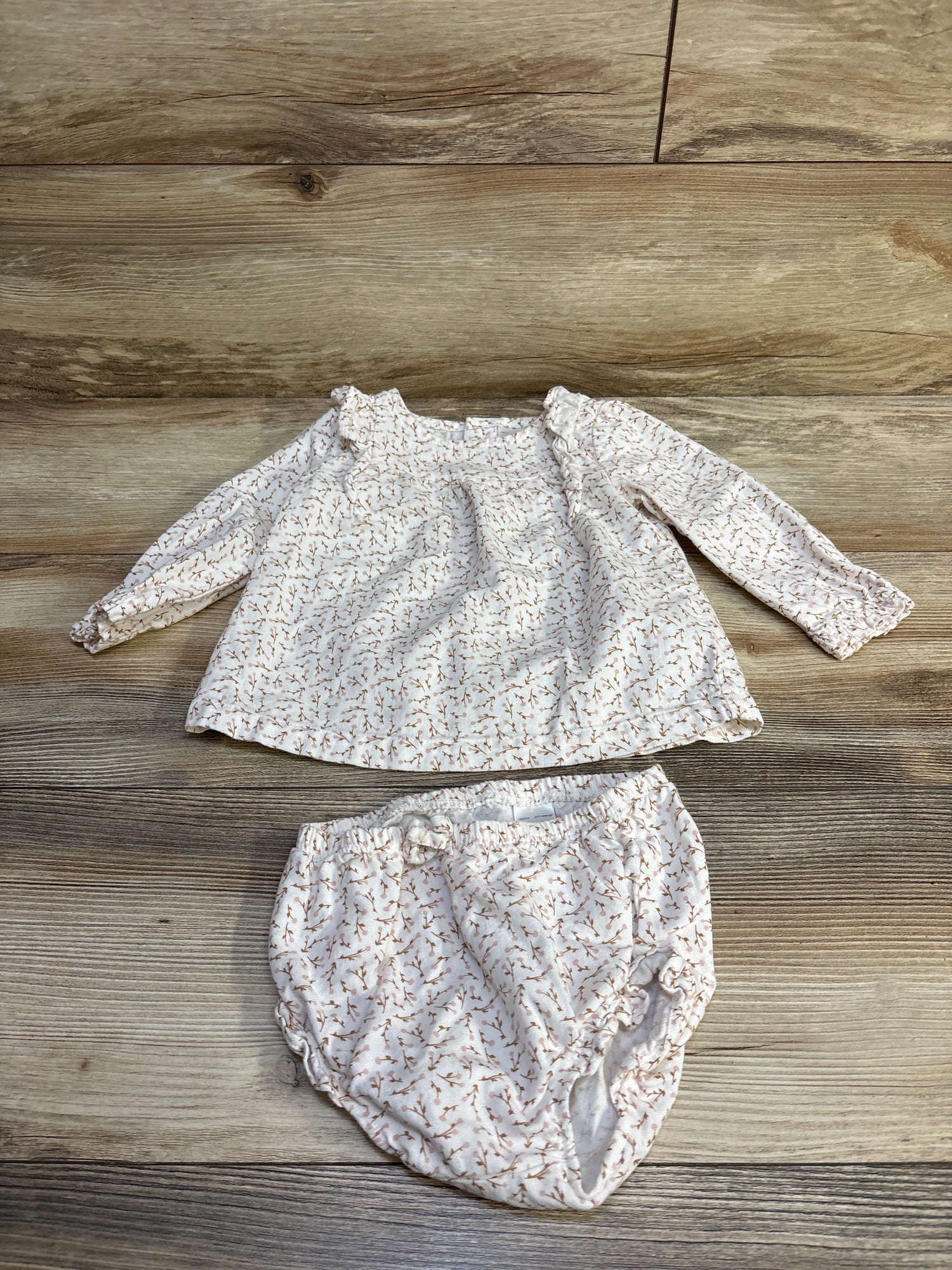 Just One You 2pc Long Sleeve Top & Bloomers Set White sz 18m