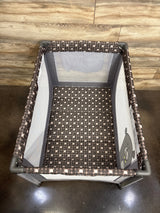 Pamo Babe Portable Playard, Grey*