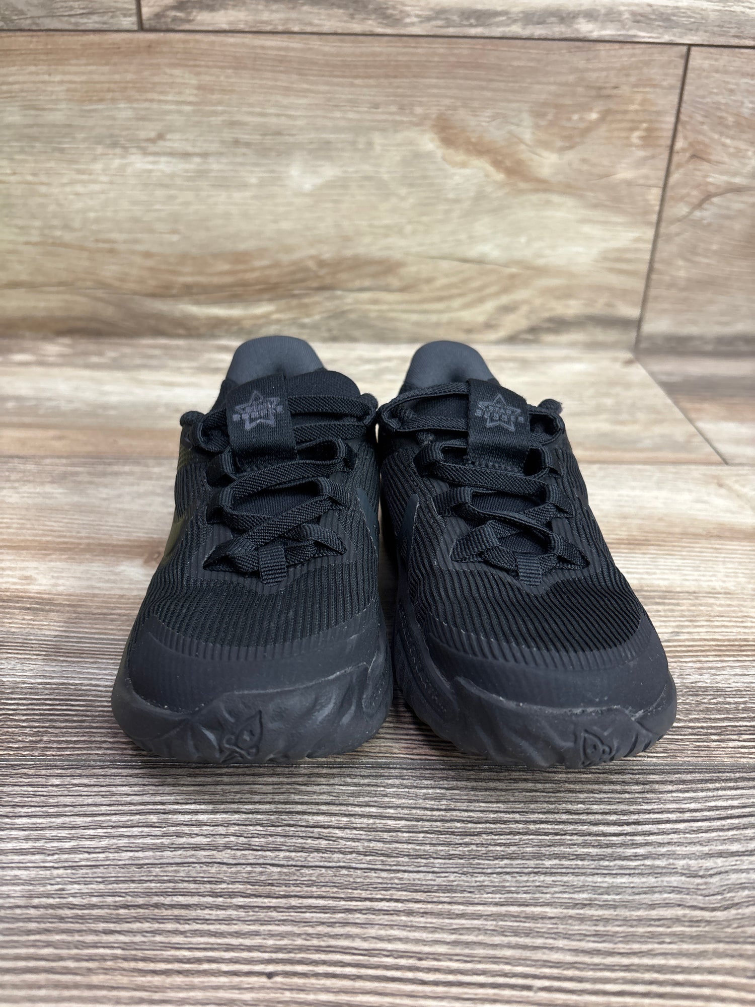 Nike Star Runner 4 TD 'Triple Black' Sneakers sz 8c