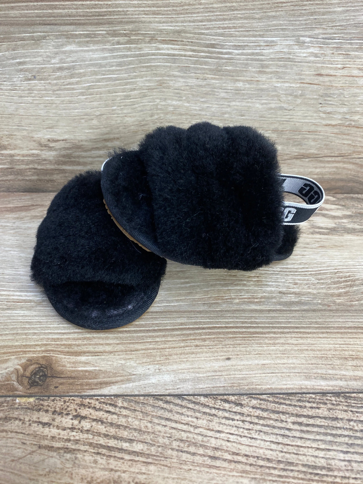 UGG Fluff Yeah Slides Black sz 6c